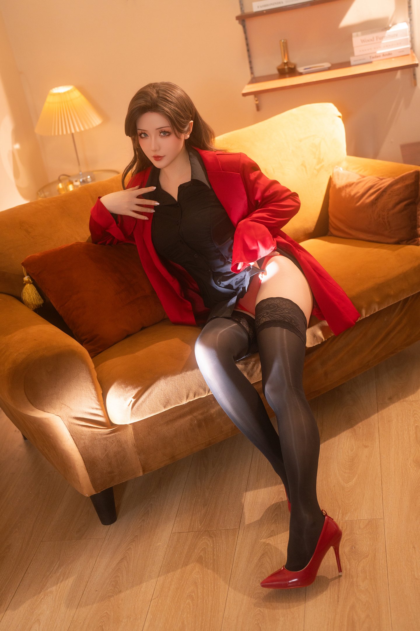星之遲遲《訓狗日記》黑絲高跟Cosplay寫真