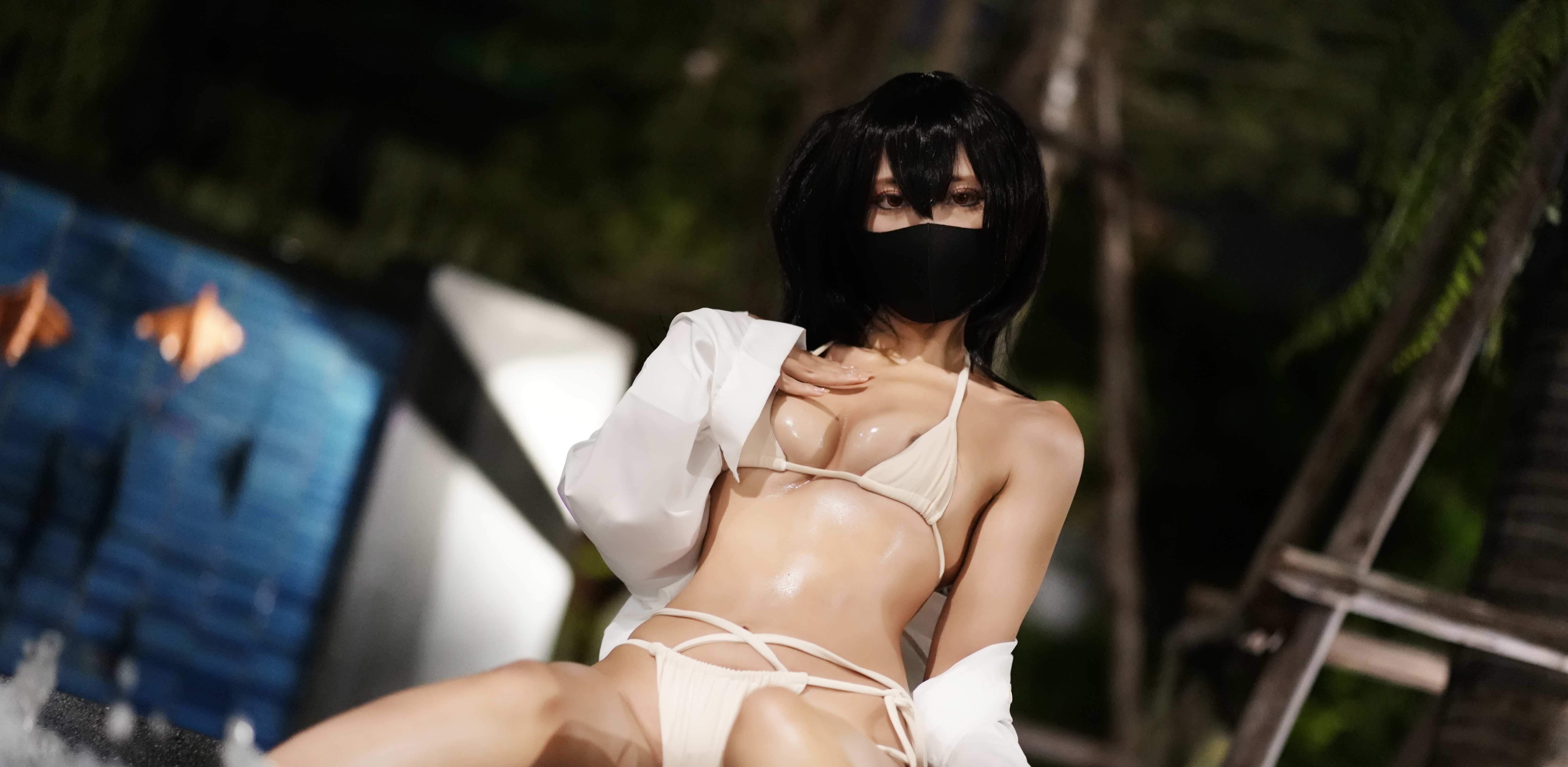Bà mẹ nuôi chuyên nghiệp Tam Thủy Tử - Bikini Đại Phượng