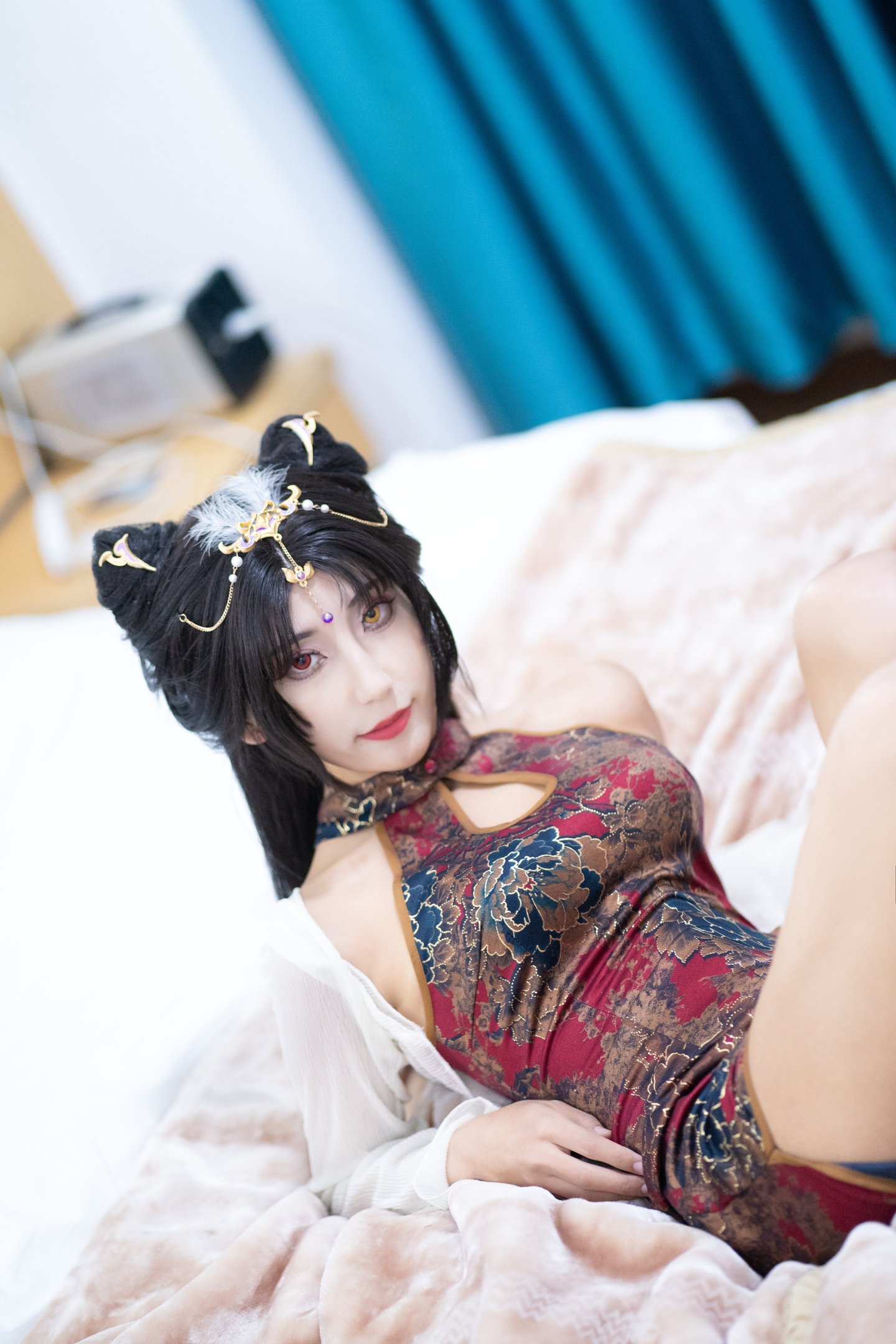 Bà mẹ nuôi chuyên nghiệp Tam Thủy Tử - Bikini Đại Phượng