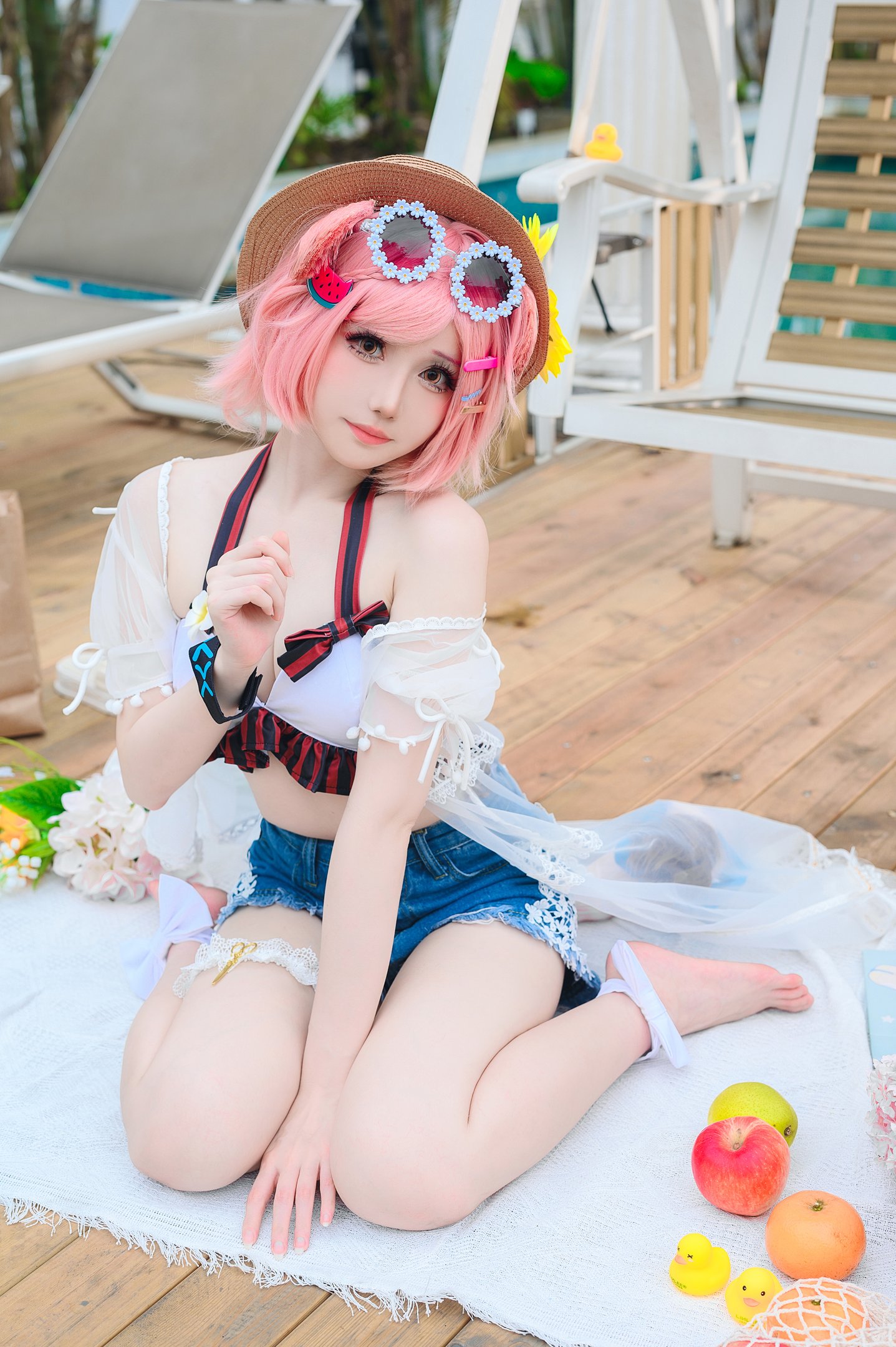 Smoked Charcoal -明日方舟  Clear Flash Swimsuit