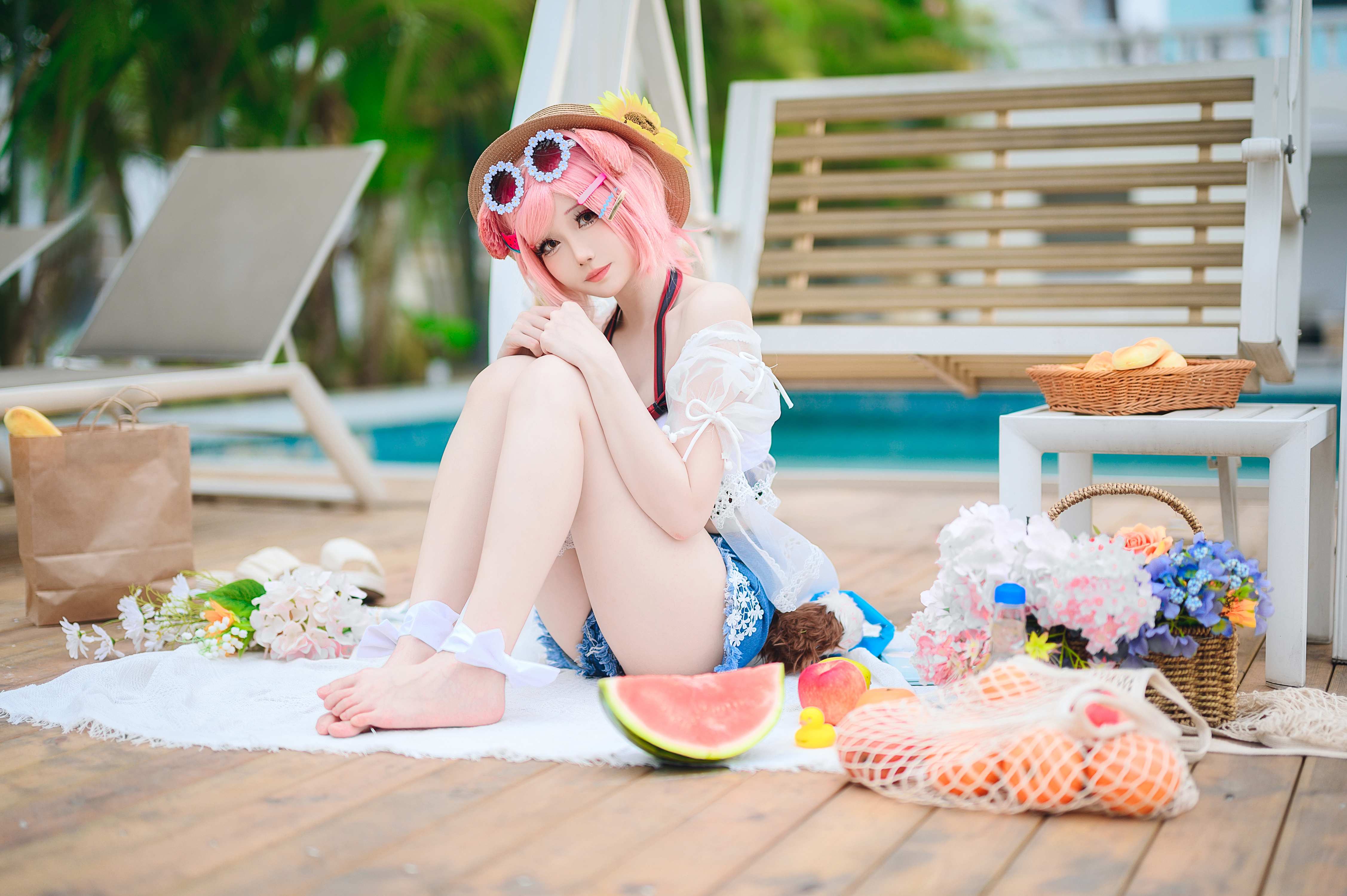 Smoked Charcoal -明日方舟  Clear Flash Swimsuit