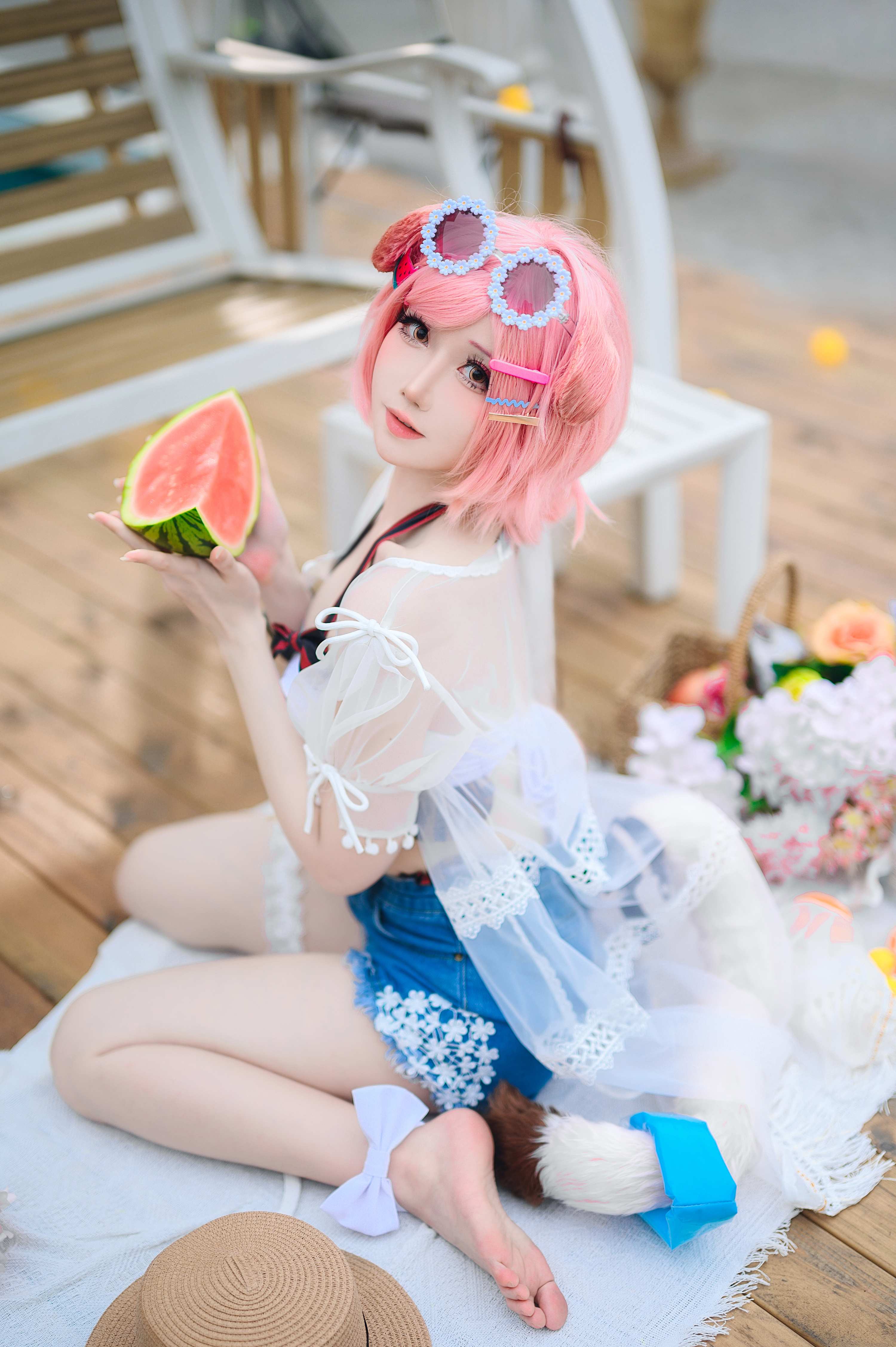 Smoked Charcoal -明日方舟  Clear Flash Swimsuit