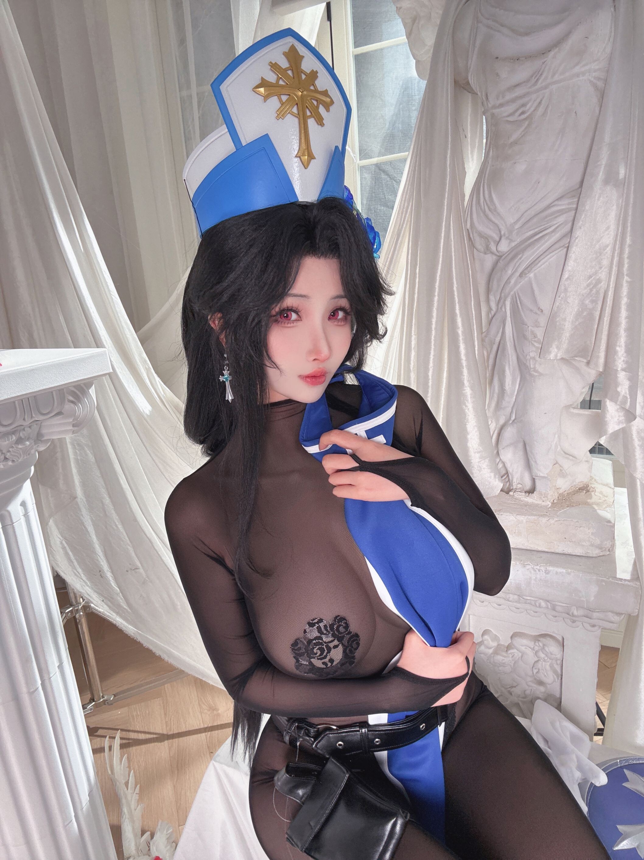Rioko凉凉子 - Nikke勝利女神 梅登冰玫瑰