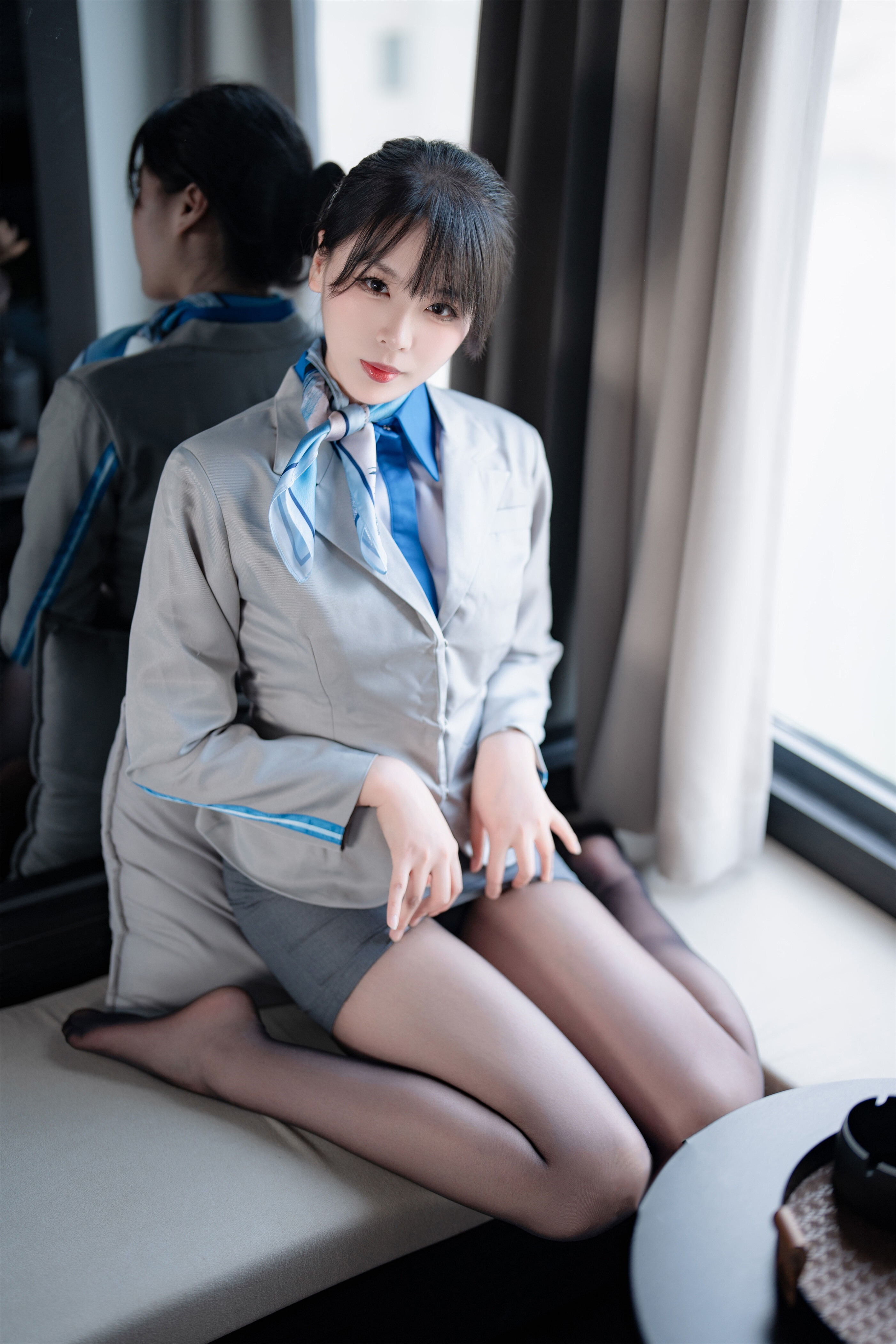 Xuan Xiao Senior Sister - Flight Attendant in Black Silk