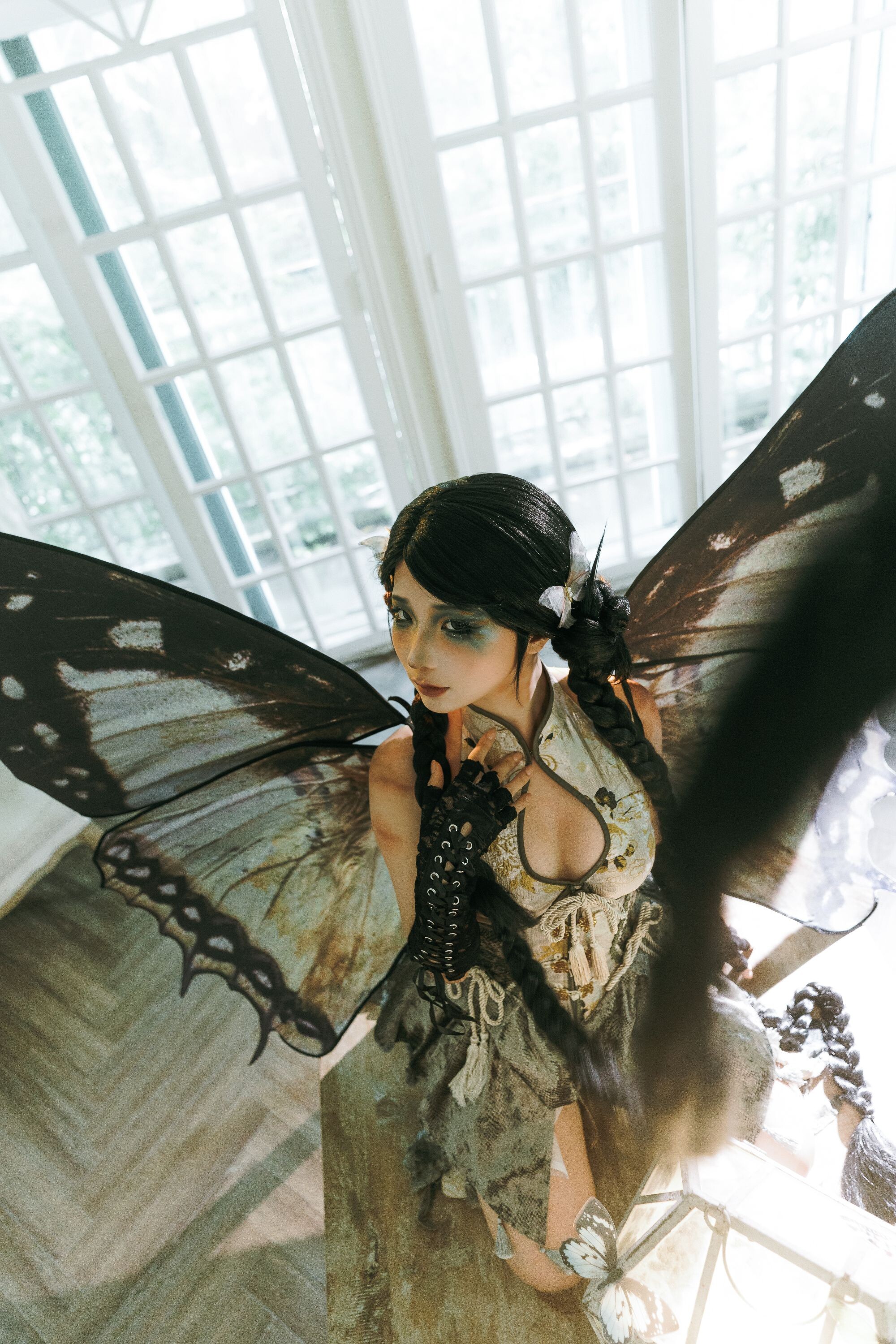 Stupid Foam Foam - Dry Leaf Butterfly