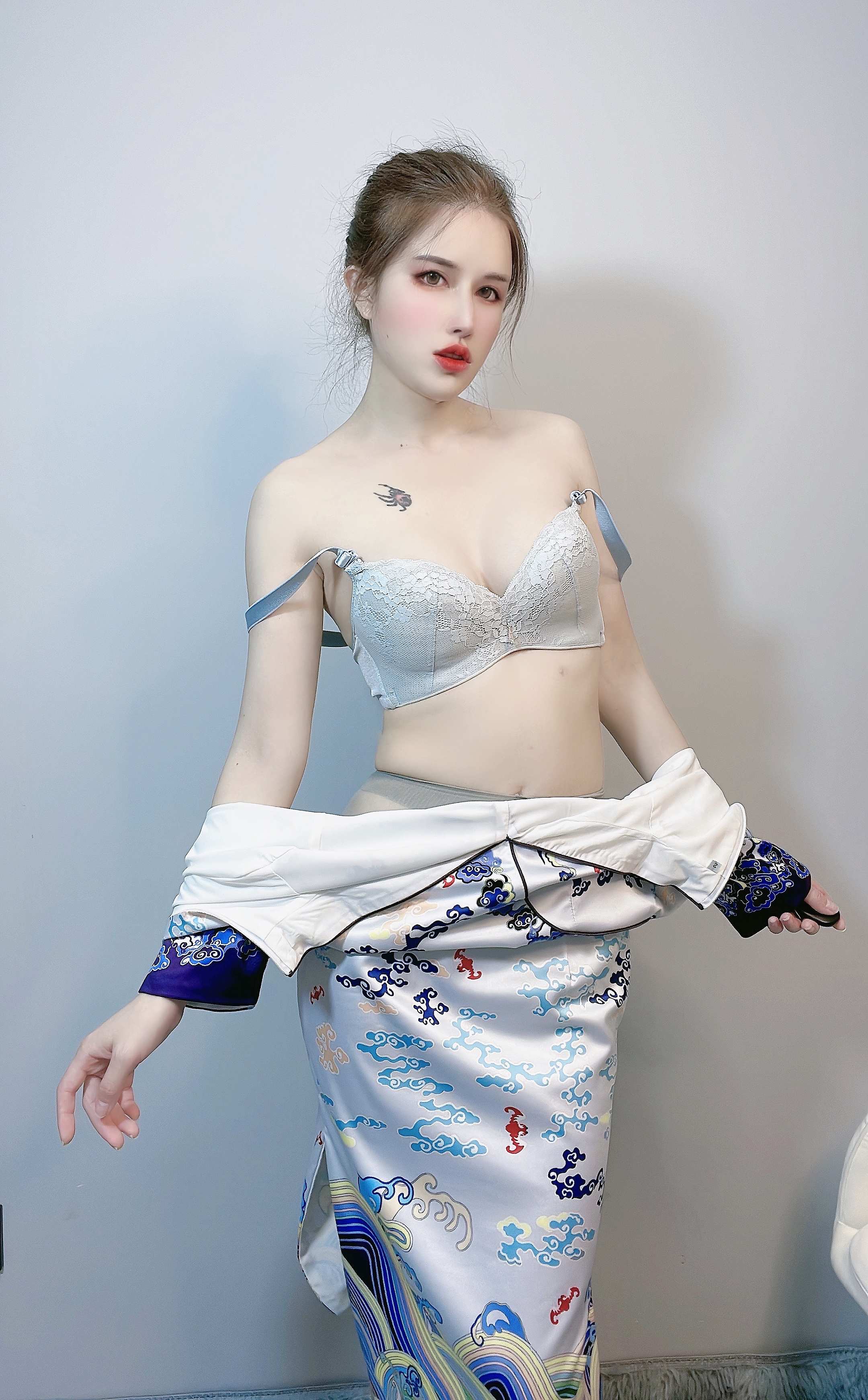 鹿八岁baby -  Trận đào tạo trên tàu điện ngầm