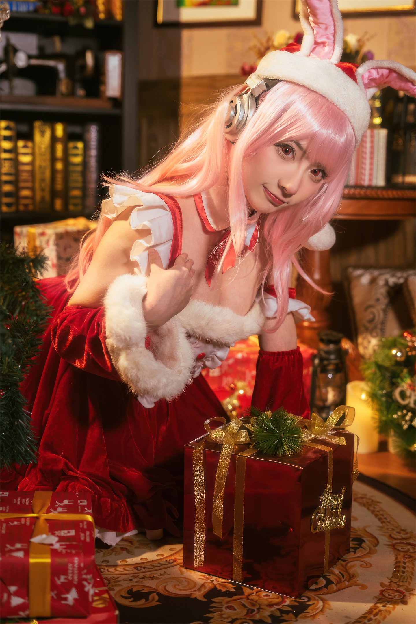 Is three, not world - Sony  Christmas 44P