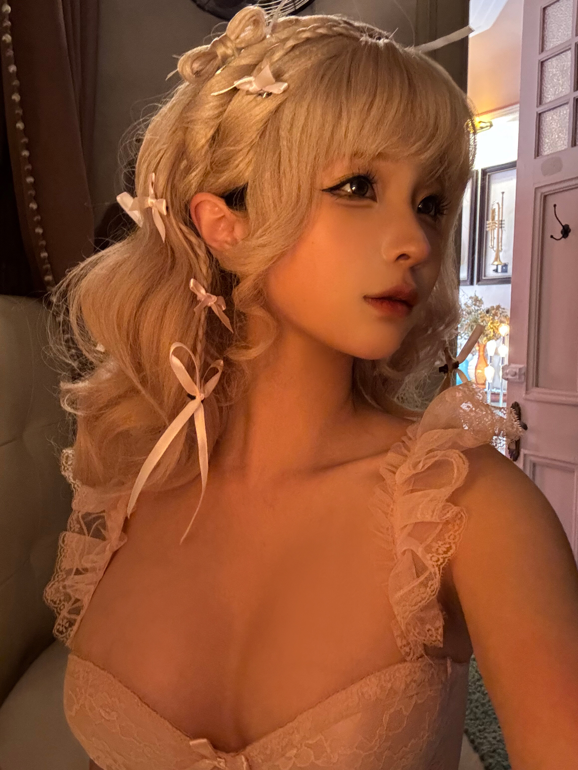蠢沫沫 -  tóc vàng nơ bướm 94P
