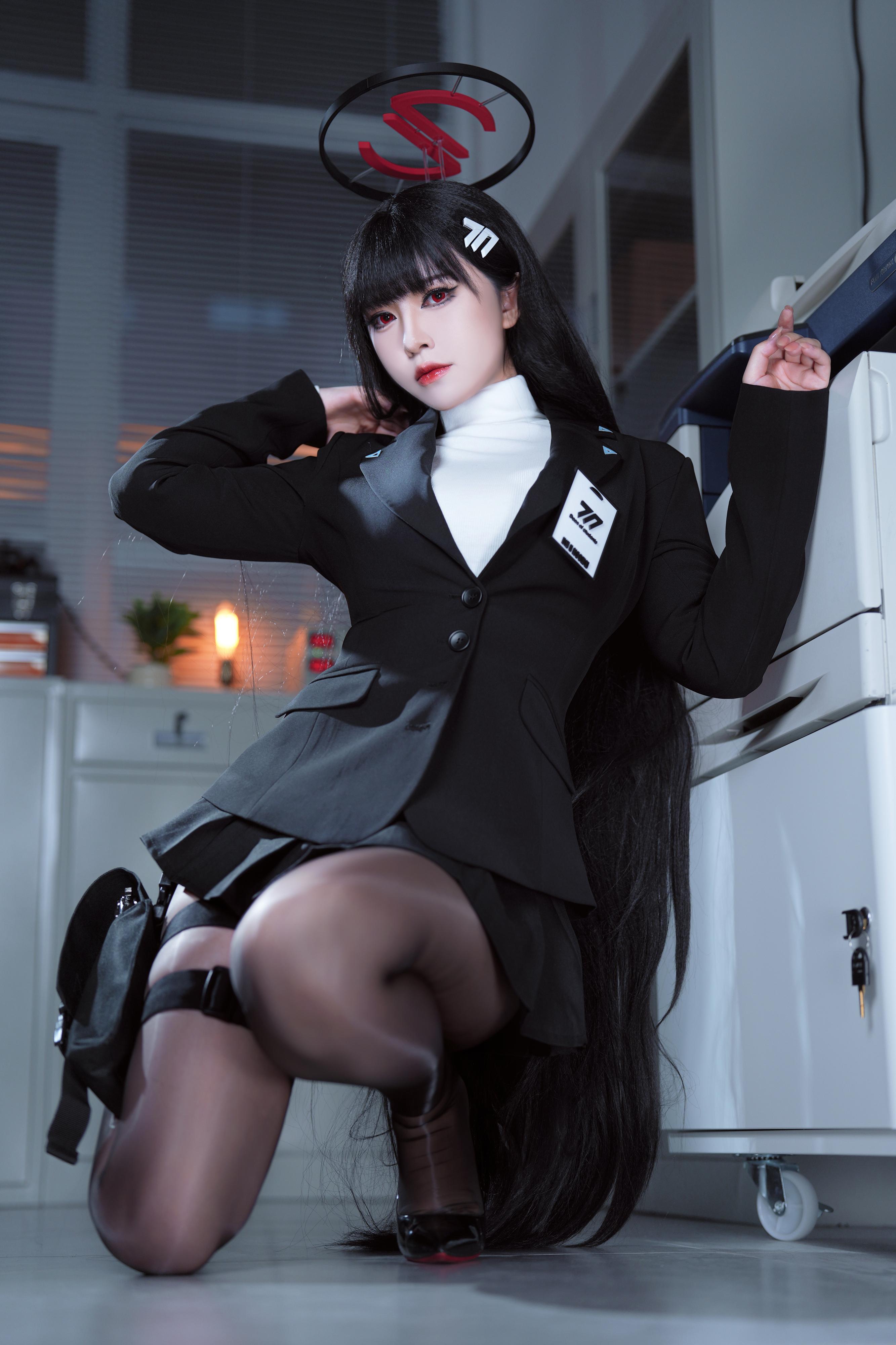半半子 碧藍檔案調月莉音 Cosplay 60P