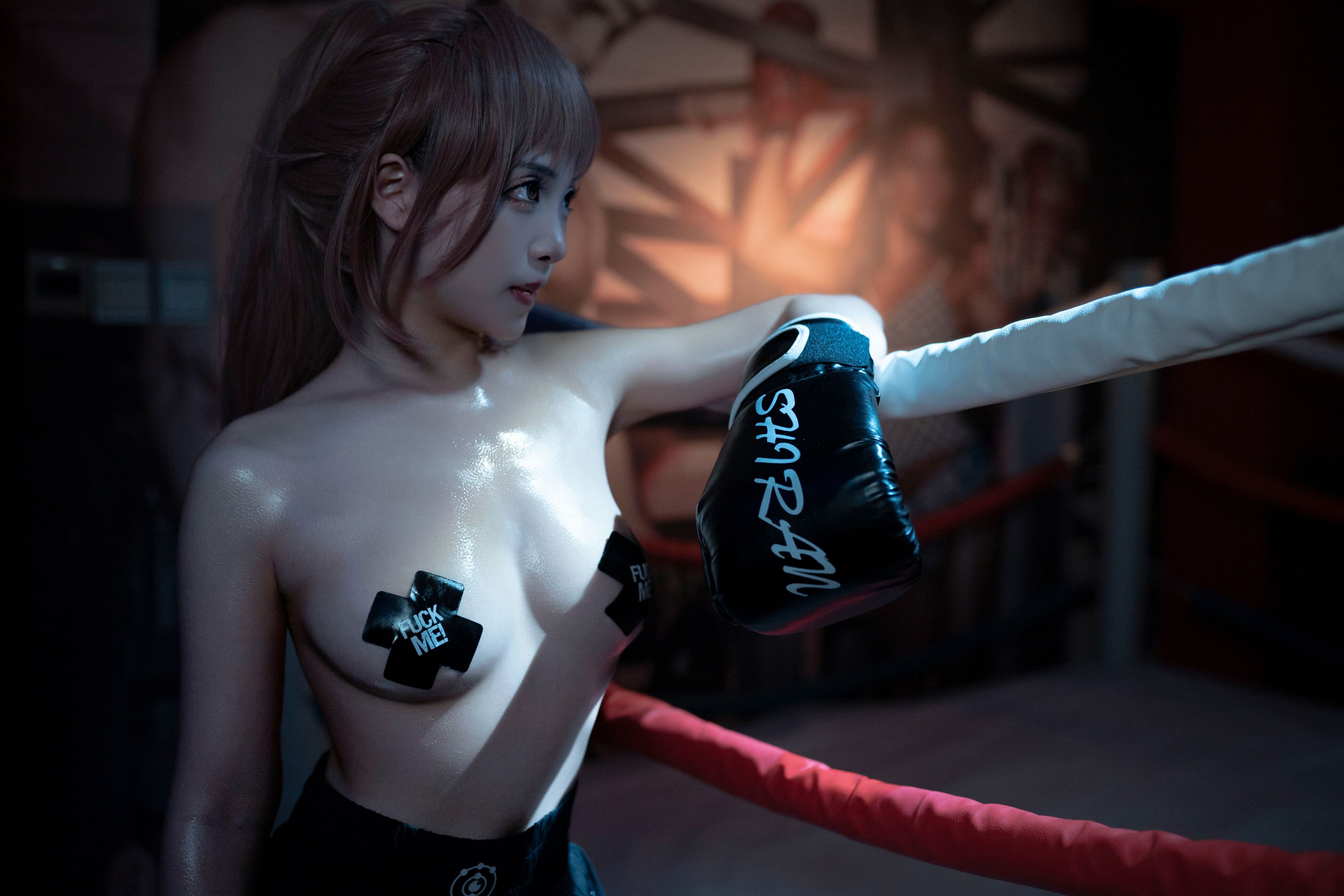 Bangni Bonnie Cosplay Quyền Anh Chí Mạng