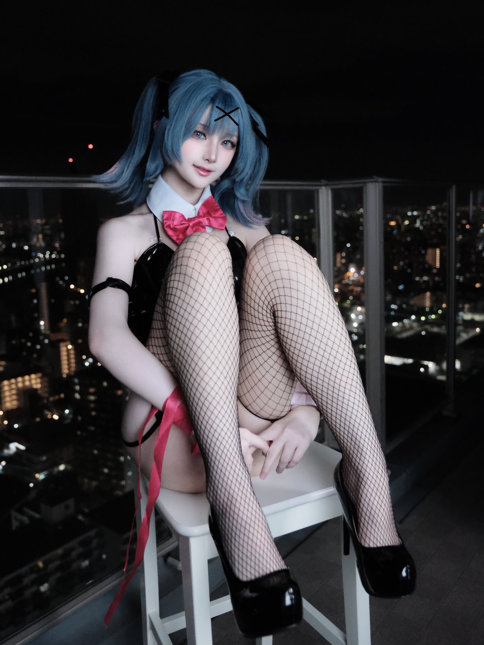 Youmeko - Hatsune Miku's Rabbit Hole Bunny Girl