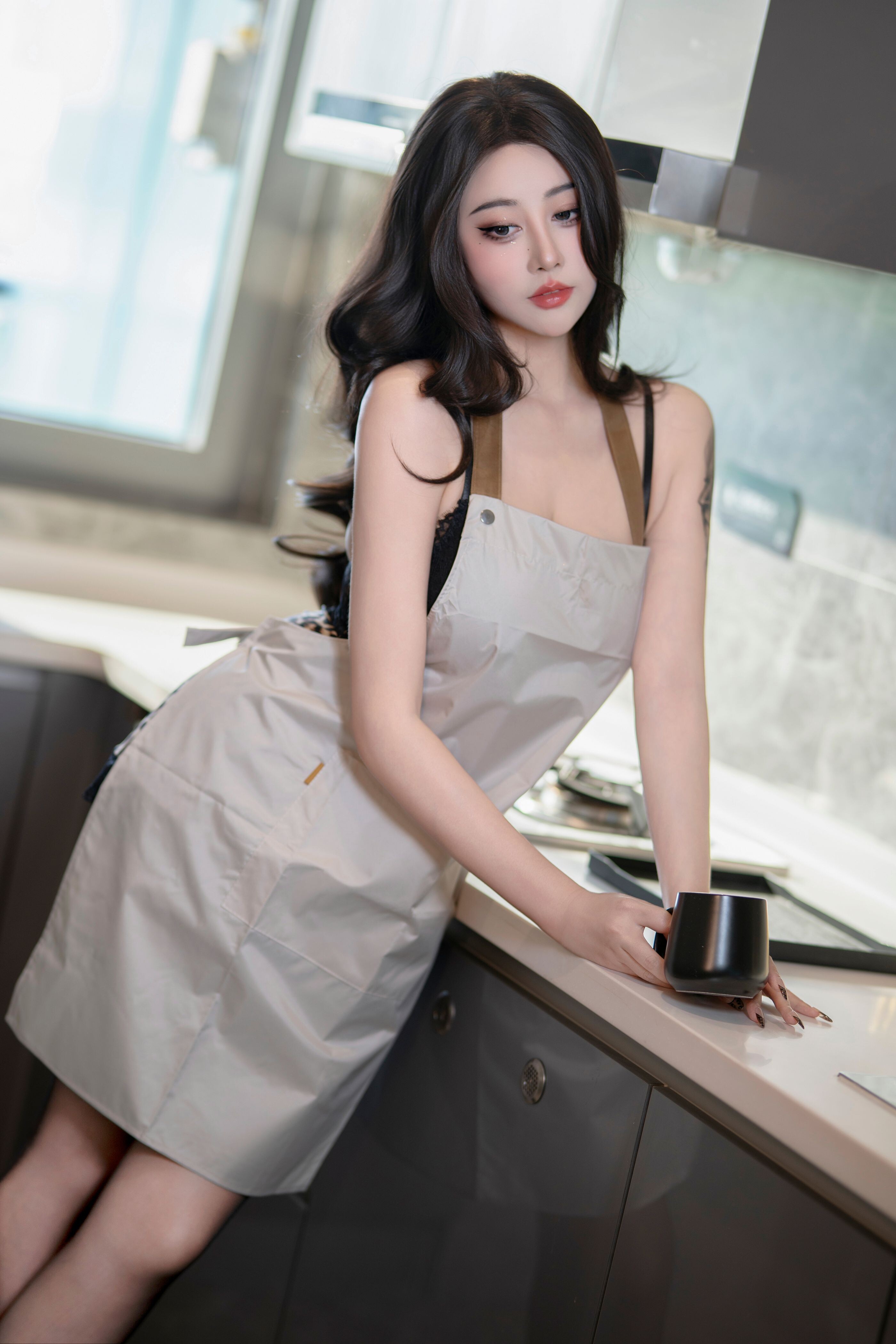 奈汐酱nice - 豹纹主妇
```
奈汐เจ๊ไนซ์ - แม่บ้านลายเสือดาว
