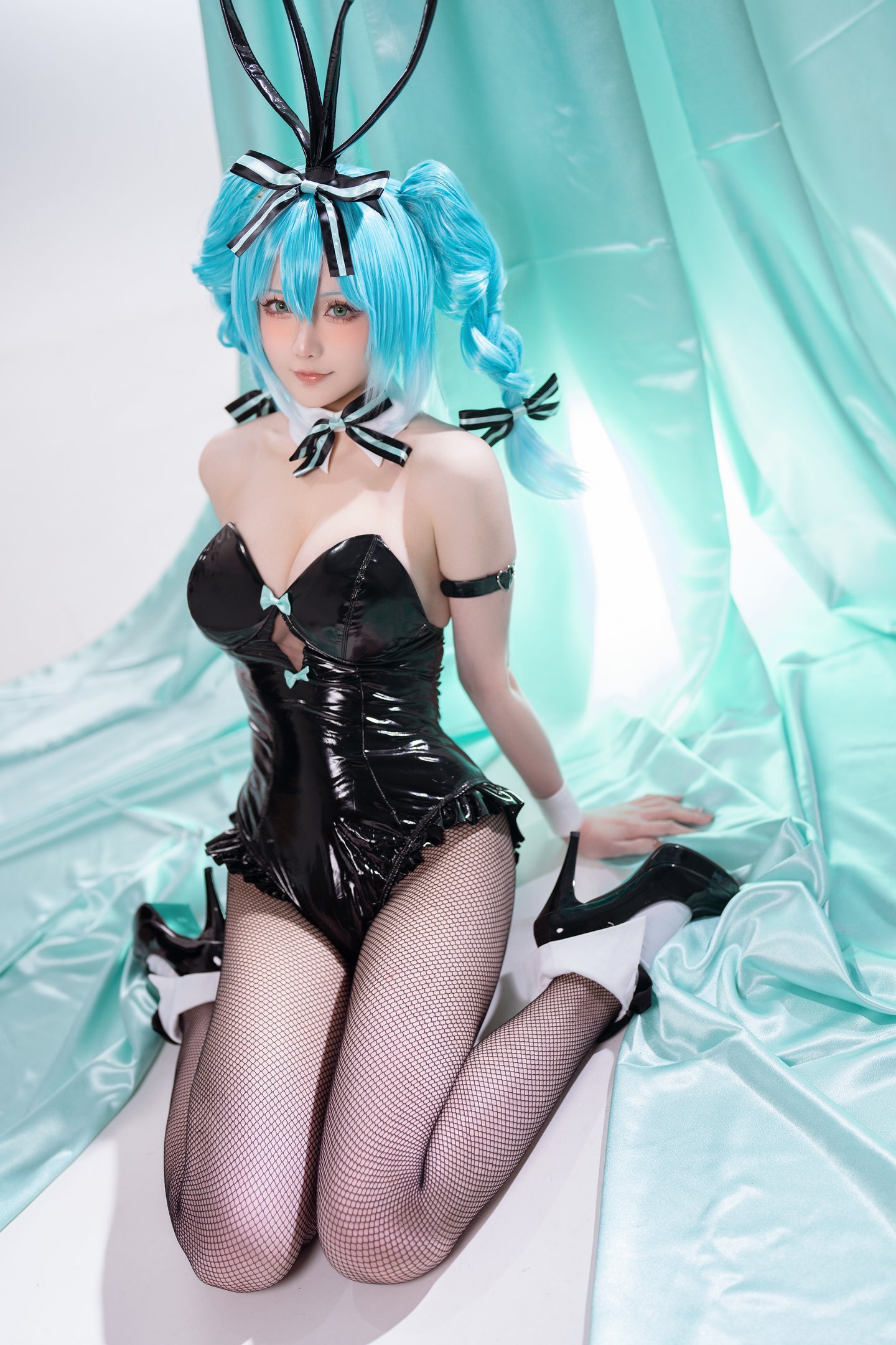 Star's Delay - Hatsune Miku, the Rabbit Girl