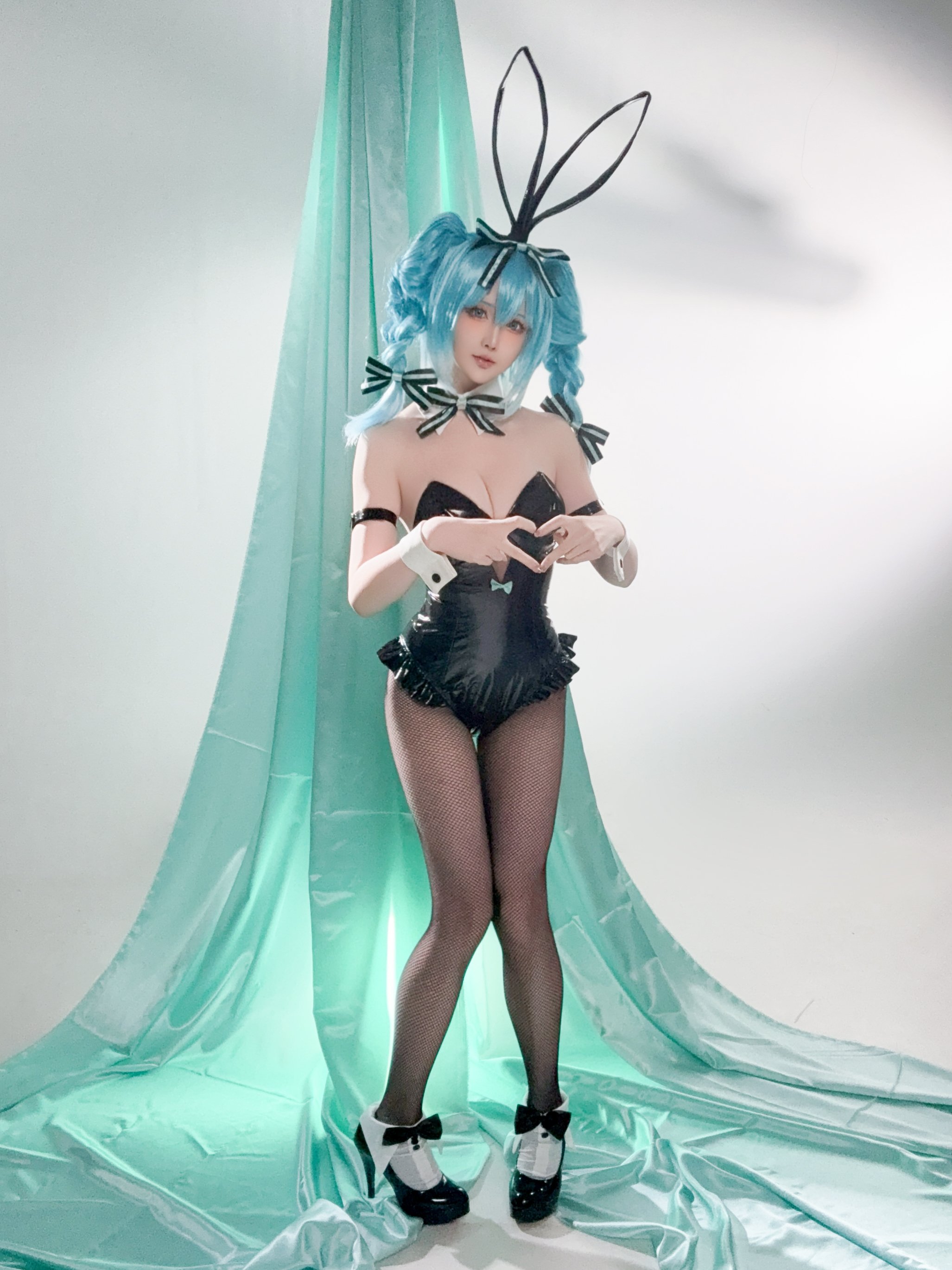 Sao Chậm Chạp - 初音未来 Thỏ Nữ Lang