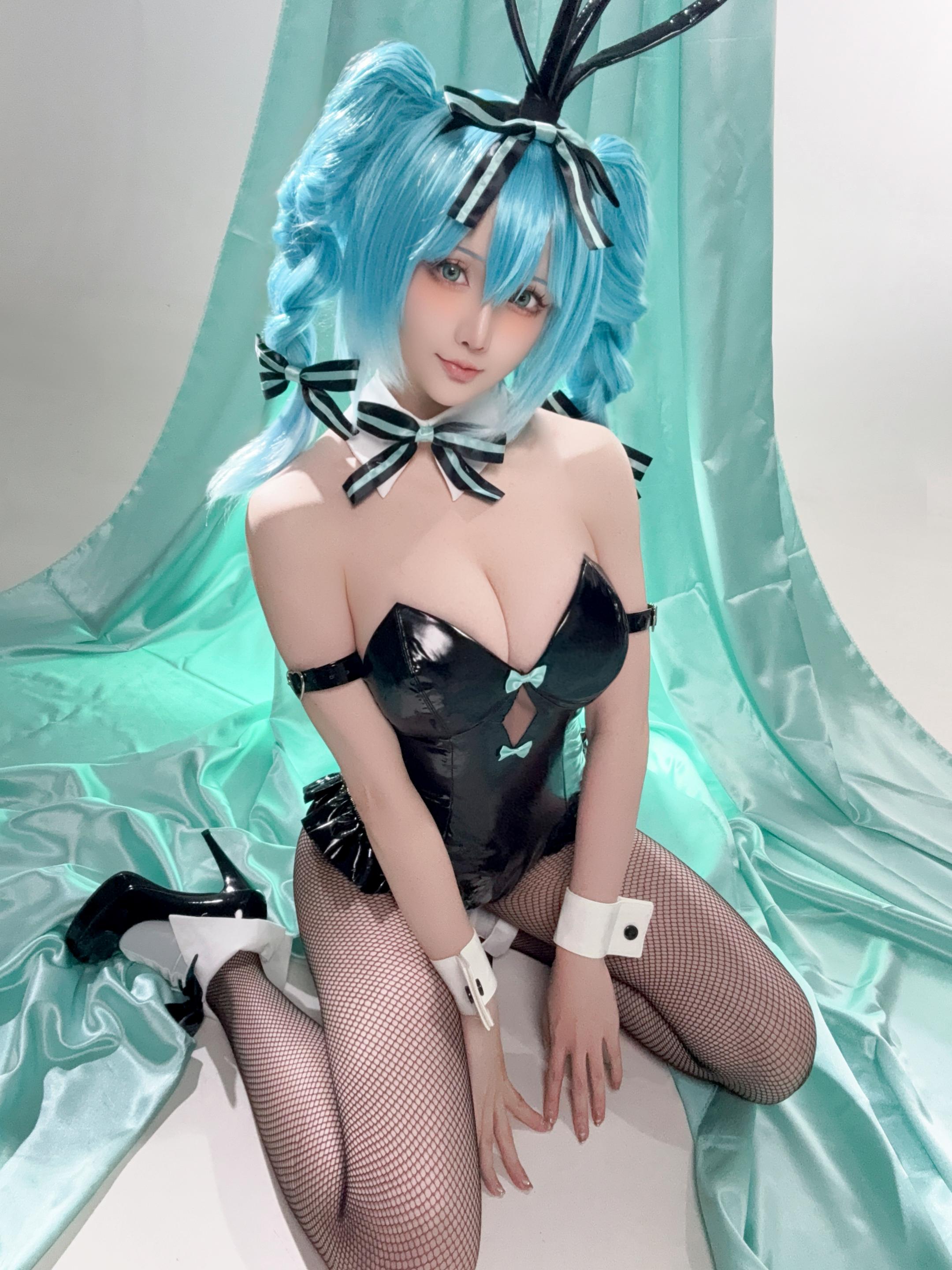 Sao Chậm Chạp - 初音未来 Thỏ Nữ Lang