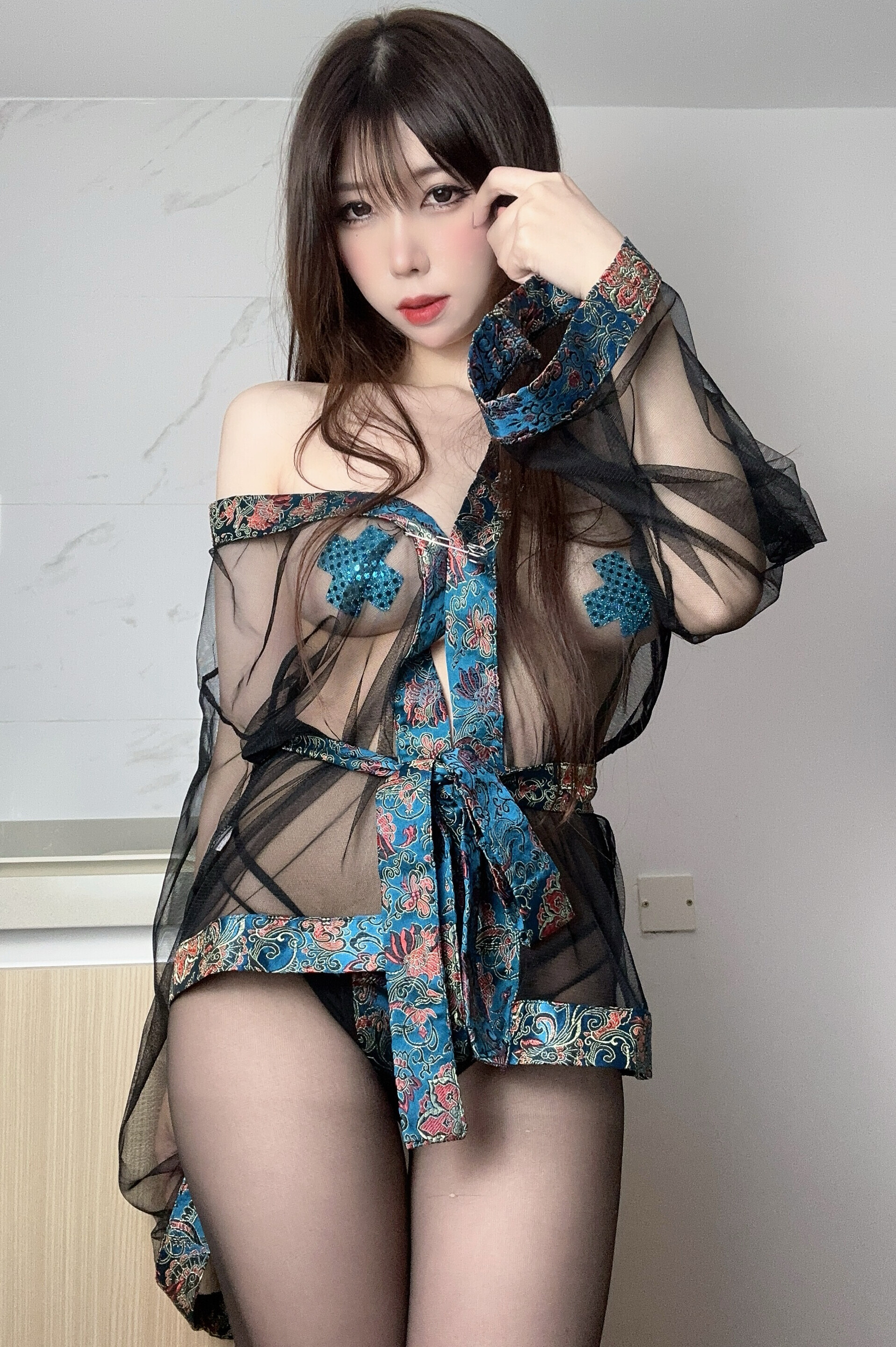 鹿野希 - 孔雀青 118P1V
```
루야히 - 공작청 118P1V
