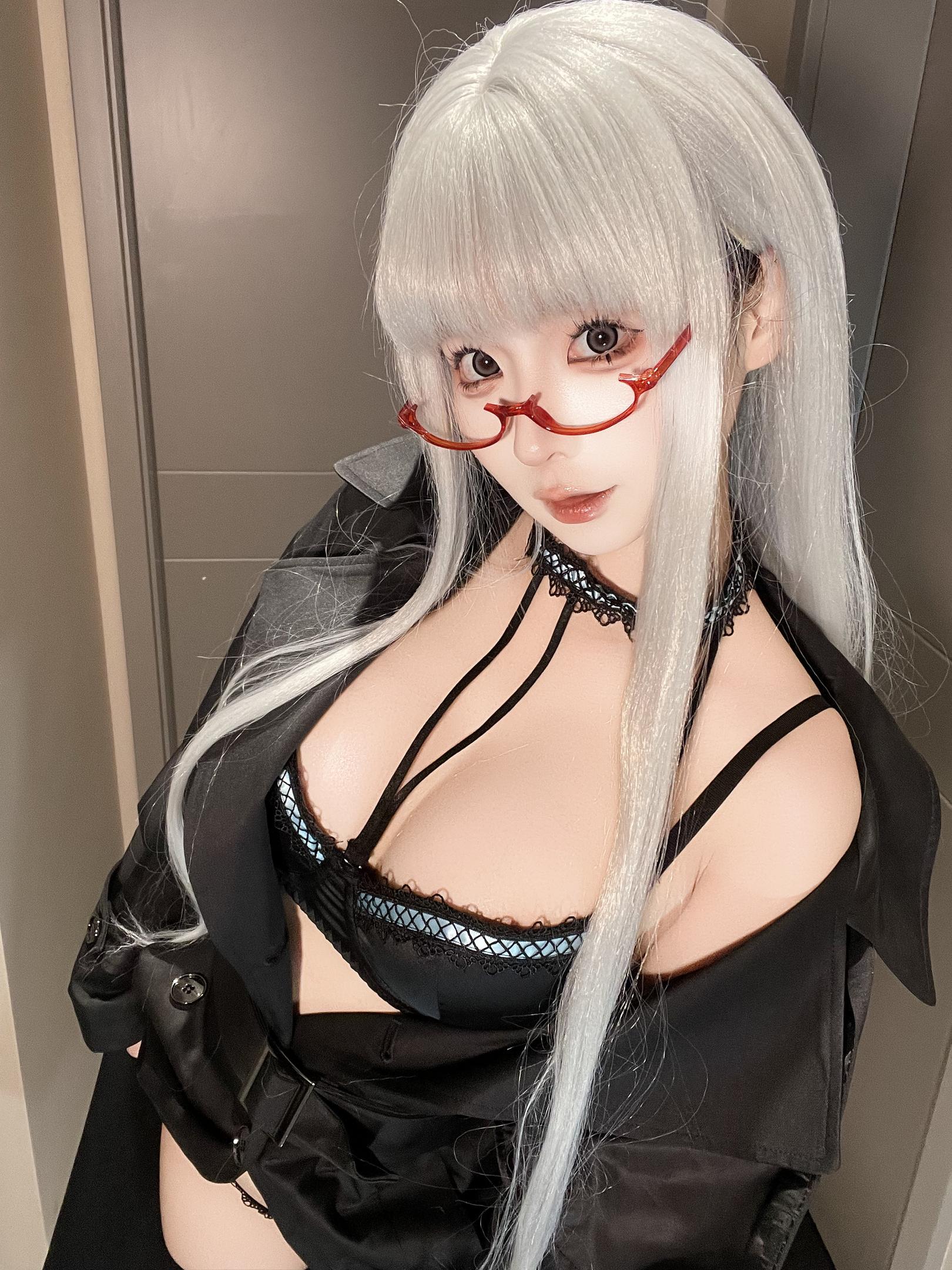 蠢沫沫 - 6月自拍
蠢沫沫 - 6月自拍