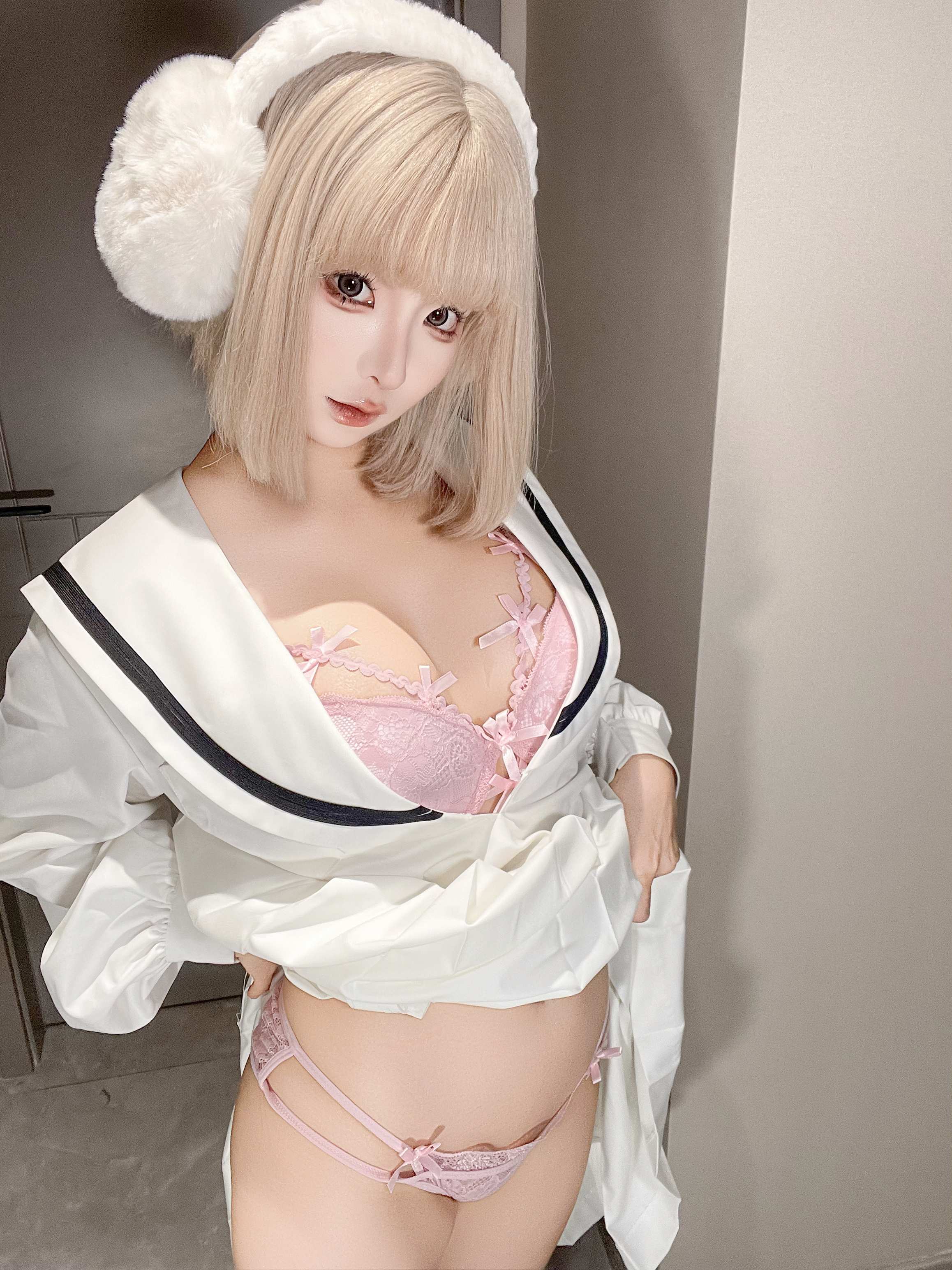 蠢沫沫 - 6月自拍
バカモモ - 6月セルフィー