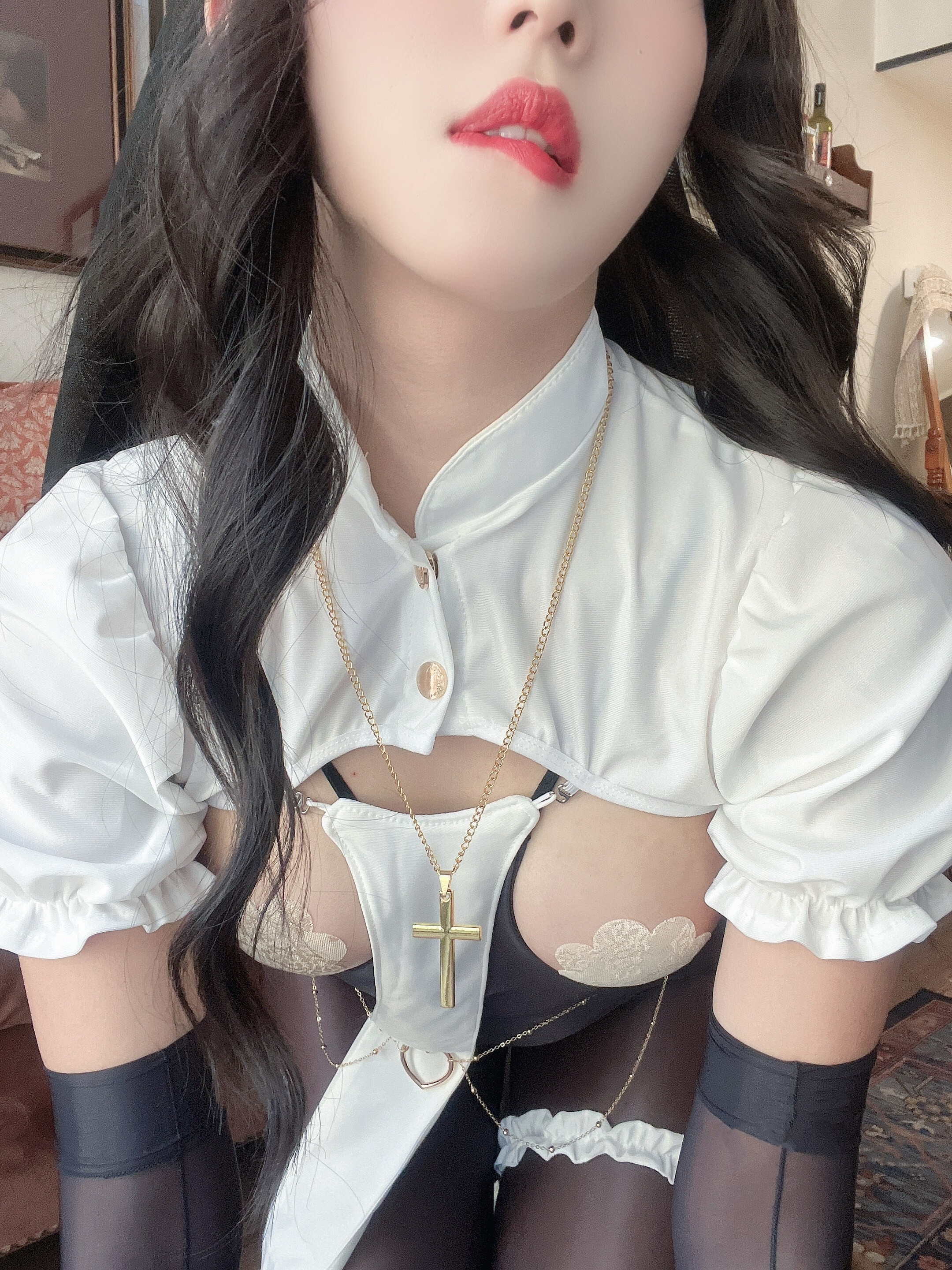 เงินเย็นๆ - นางเอกที่โปร่งใส