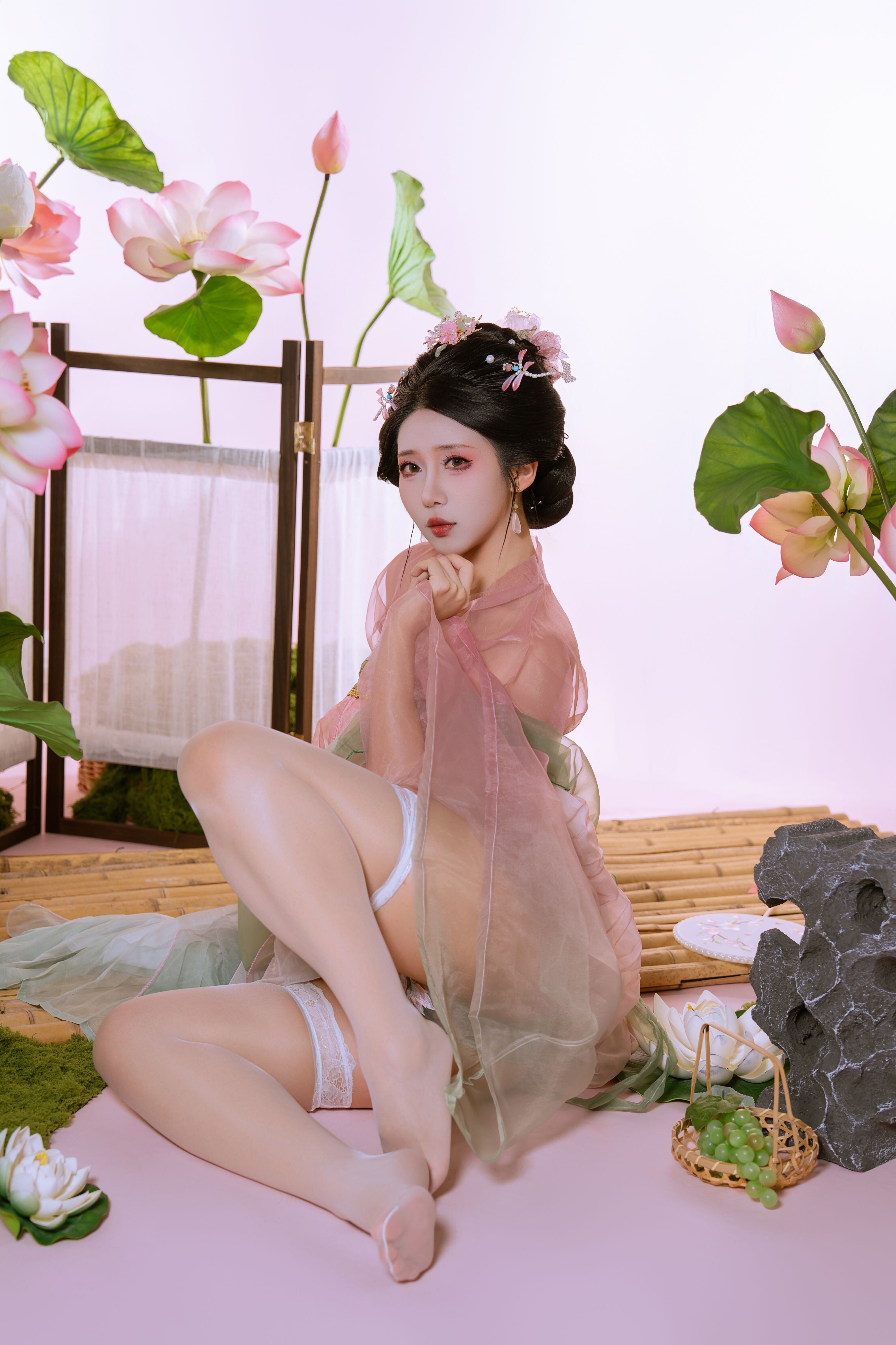 雲溪溪・奶桃桃 採蓮