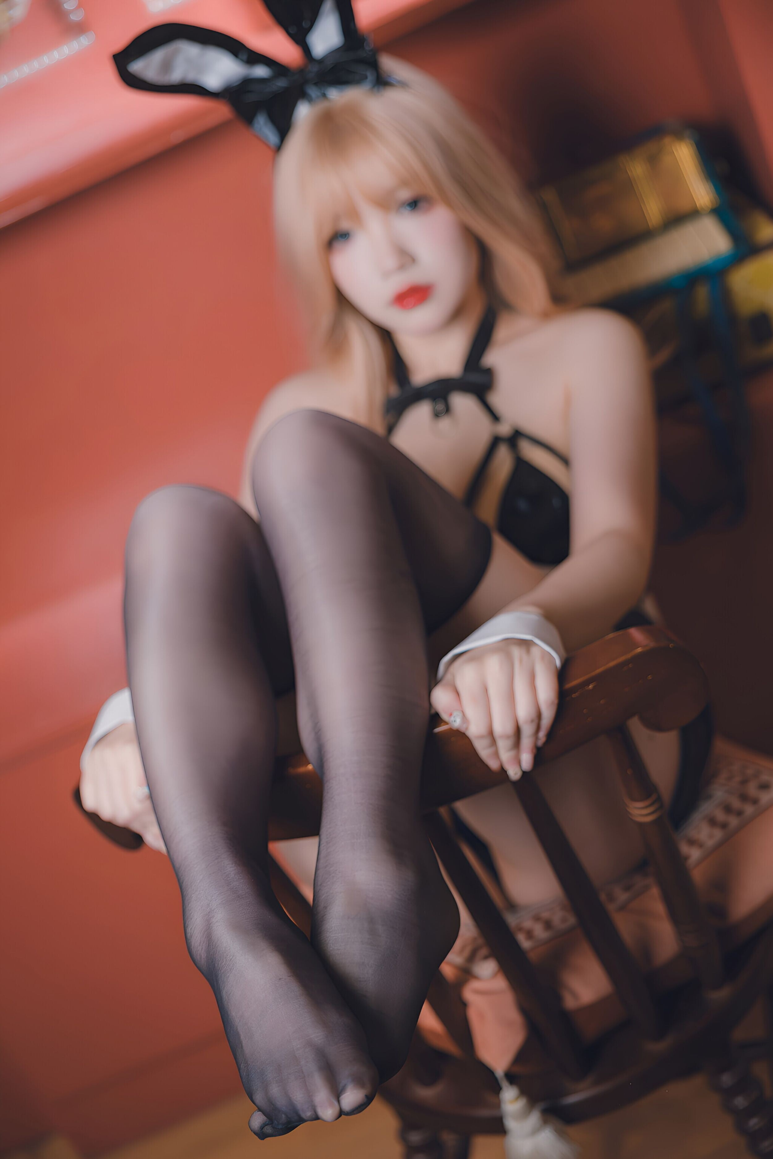 Snow Clear Astra - Golden-haired Rabbit Girl 73P1V