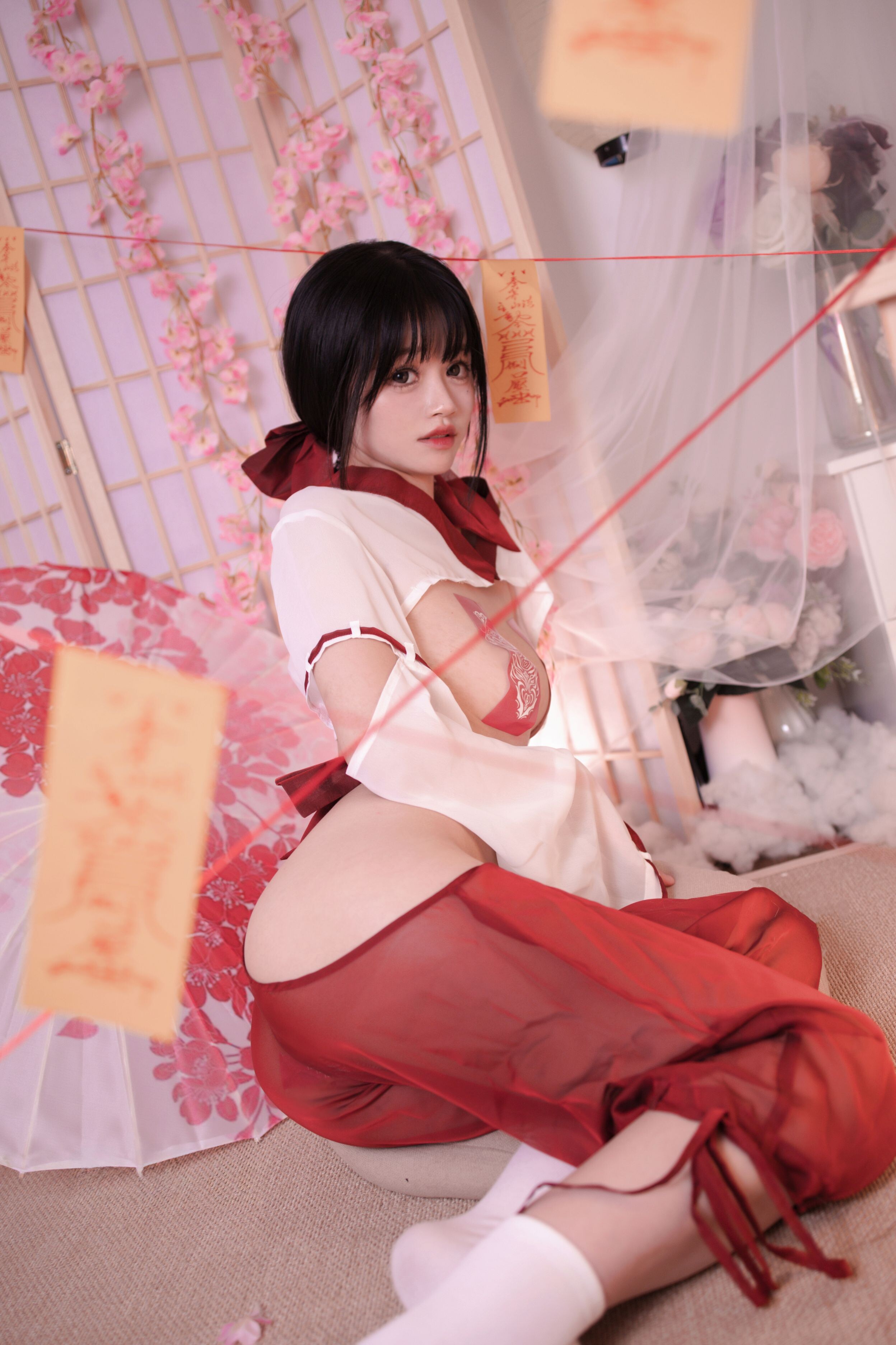 星黛鹿鹿 千反田鹿子 - 祈福巫女
```
星黛魯魯 千反田鹿子 - 祈願巫女
