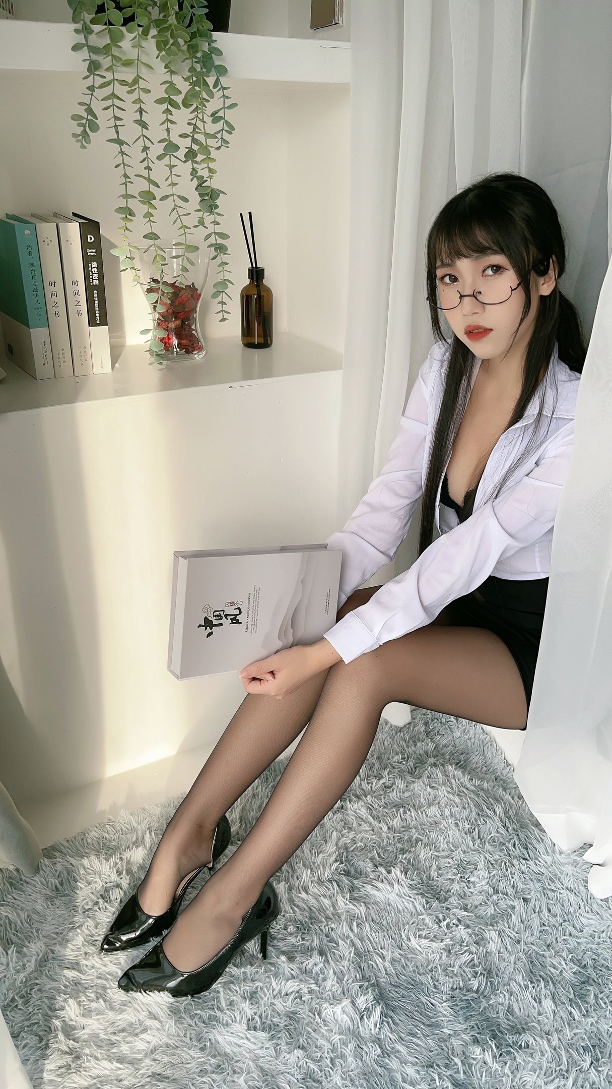 A lazy cat - black silk wrap skirt OL 24P