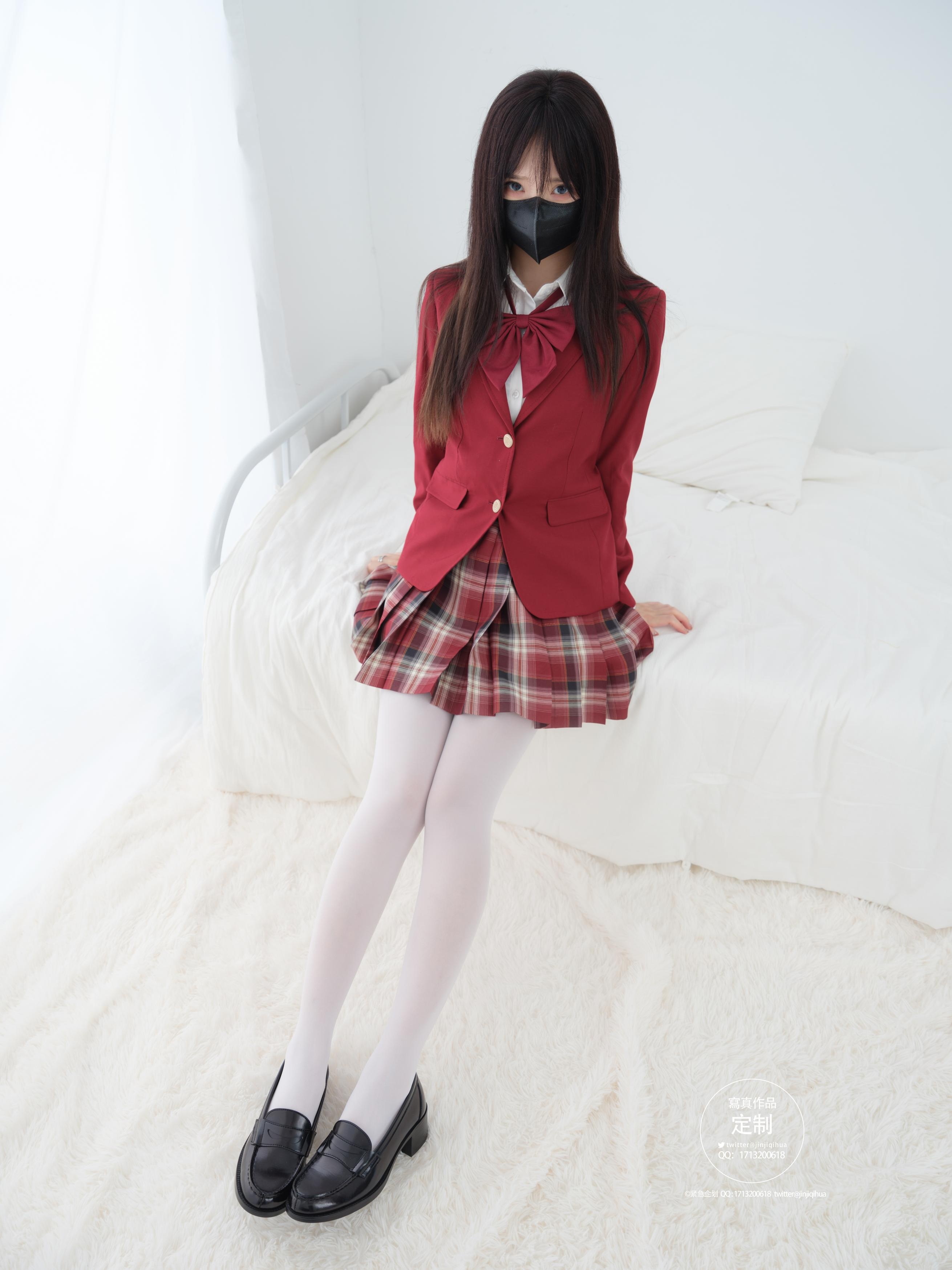 긴급 기획 EX-016 견희 - 백사 제복 49P