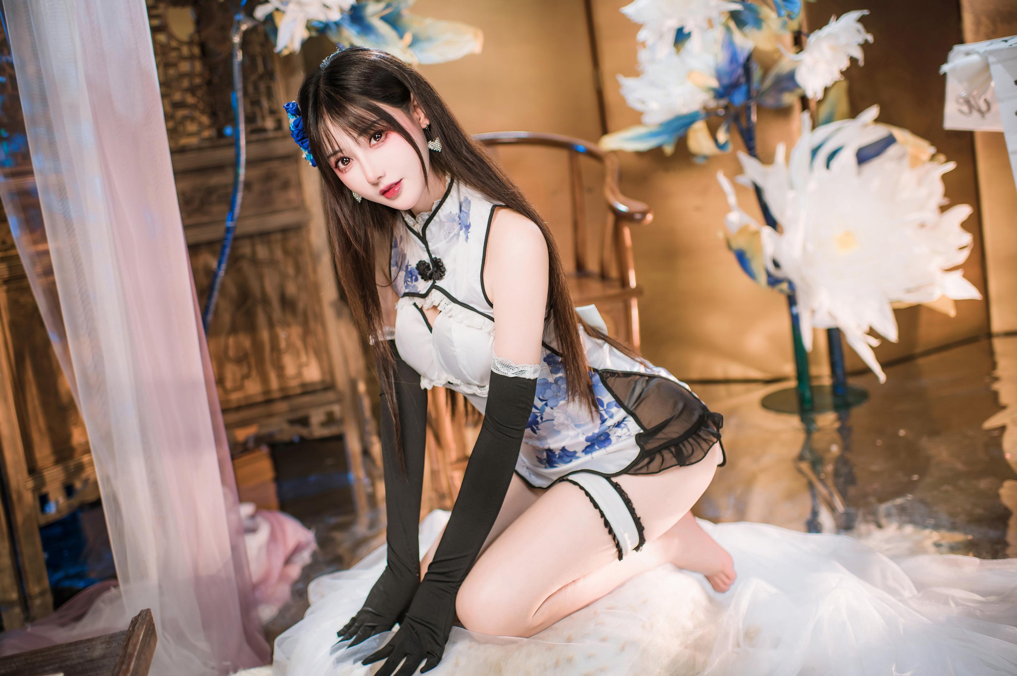 羽生三未 - 艷娘幻夢譚 瓶兒
Vũ Sinh Tam Vị - Yến Nương Huyễn Mộng Tán Bình Nhi