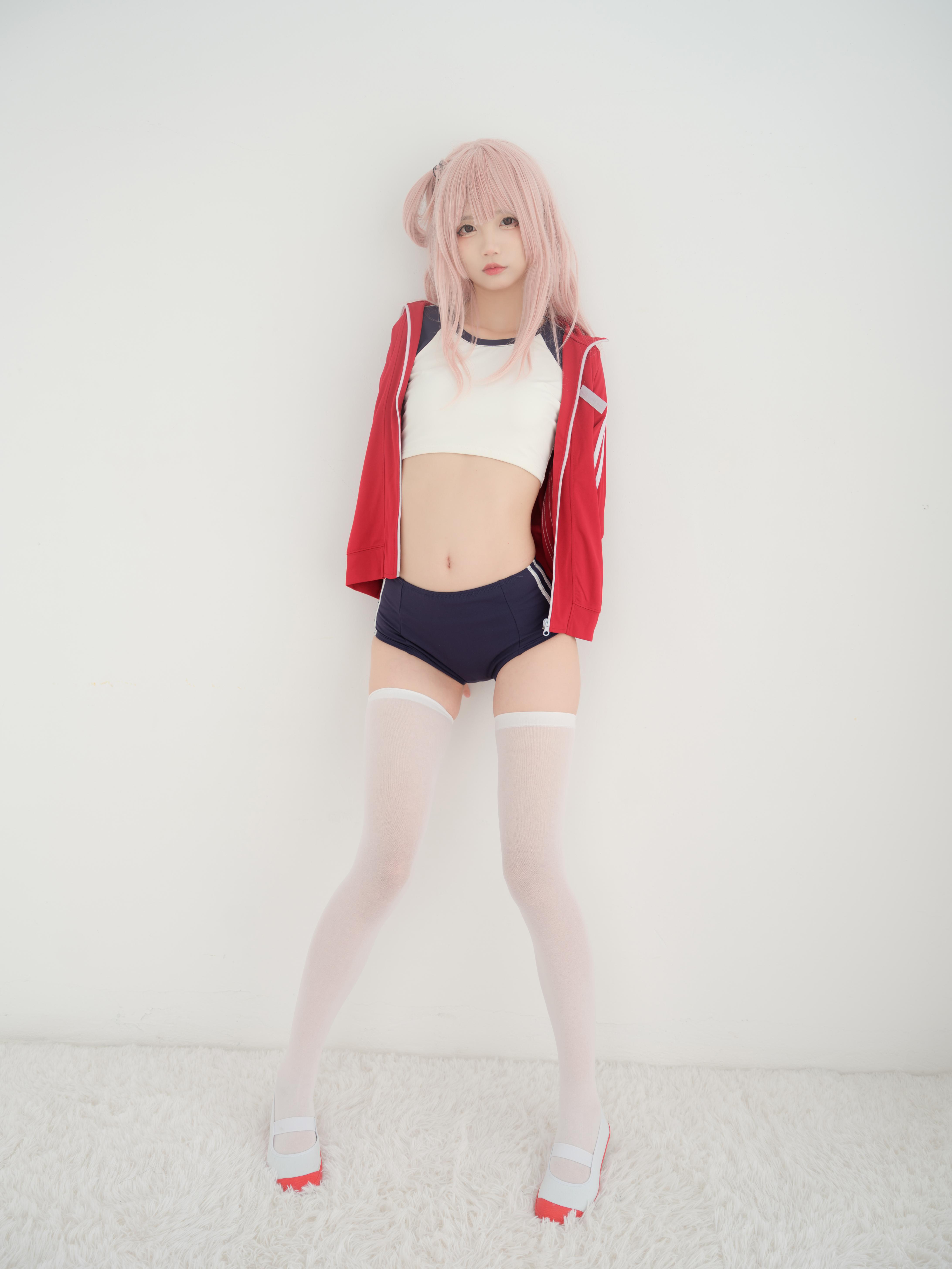 五更百鬼 - 艦長体操服 25P
```
五更百鬼 - 艦長体操服 25P
