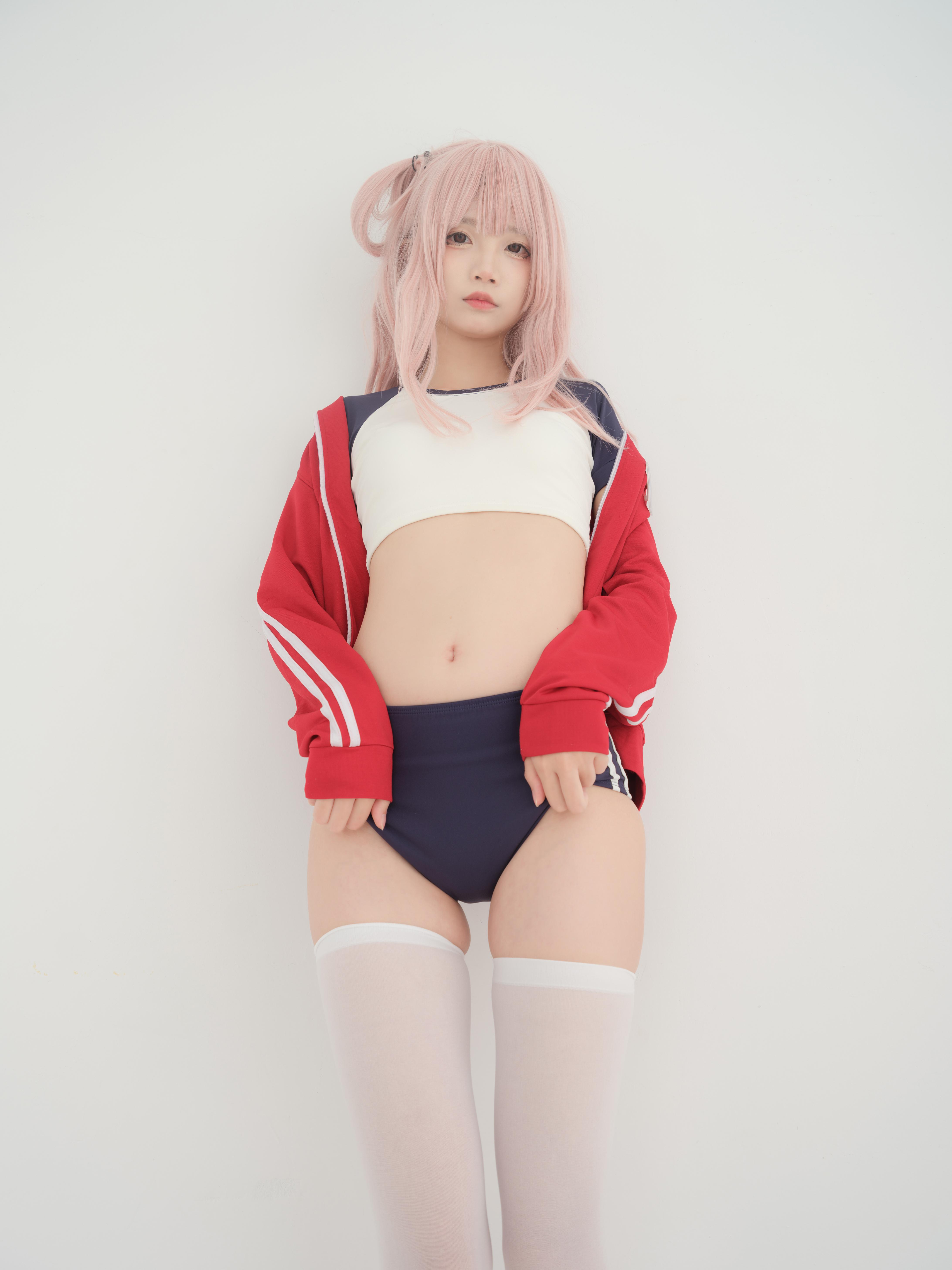 Five-o'clock Hundred Ghosts - Captain's Workout Clothes 25P