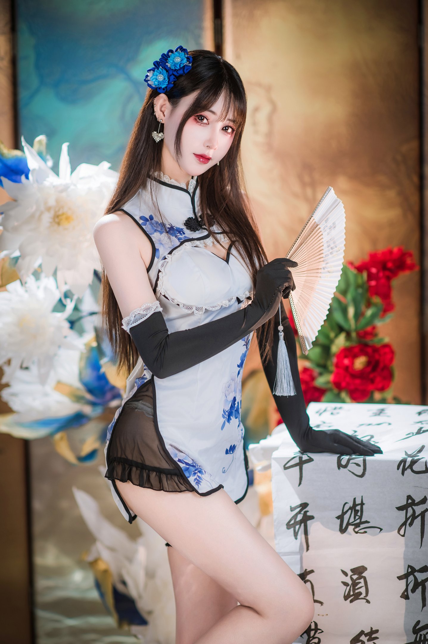 Yuzhen Sanwei - Píng'er Qinghua Porcelain Cheongsam