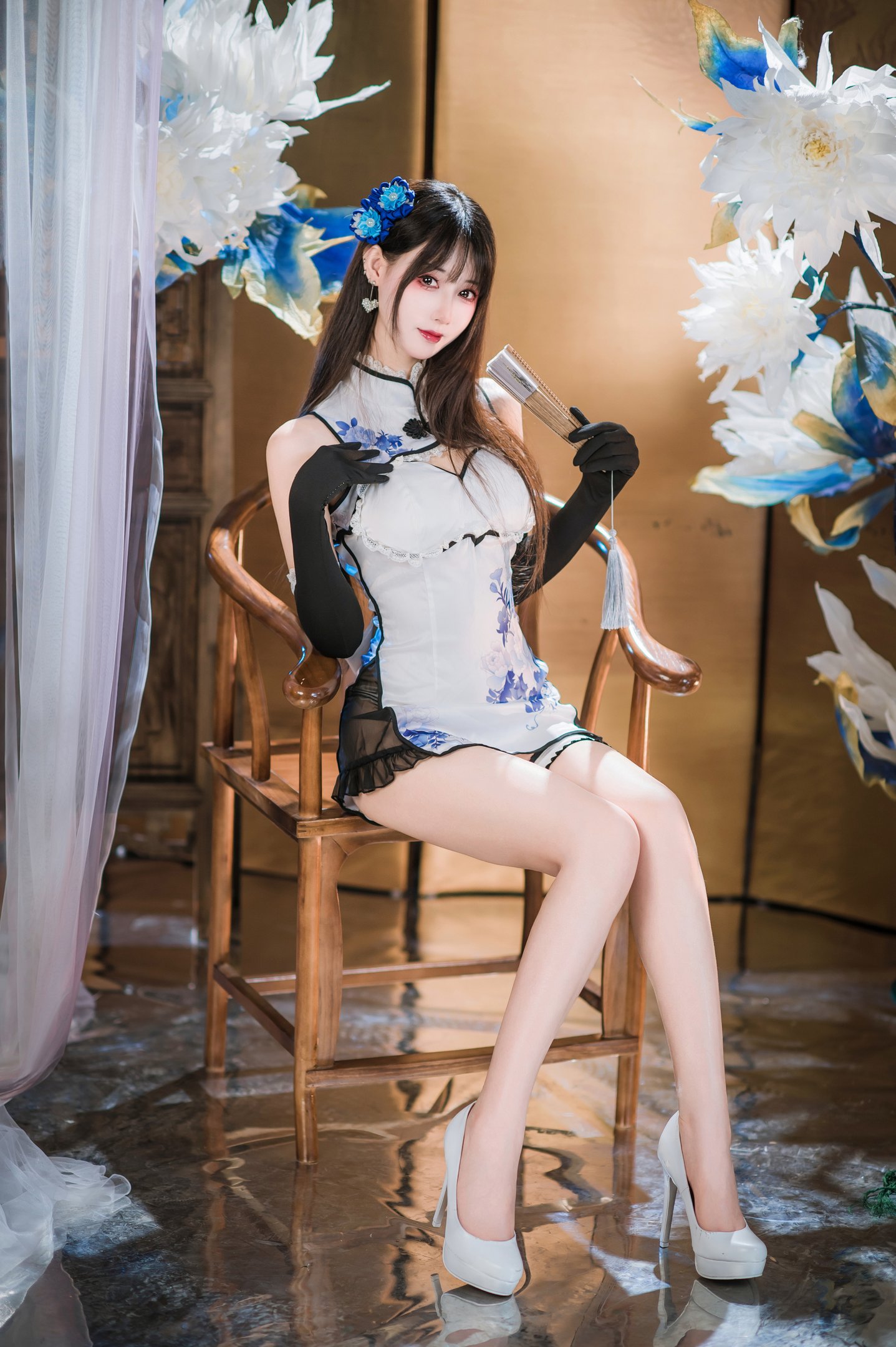Yuzhen Sanwei - Píng'er Qinghua Porcelain Cheongsam