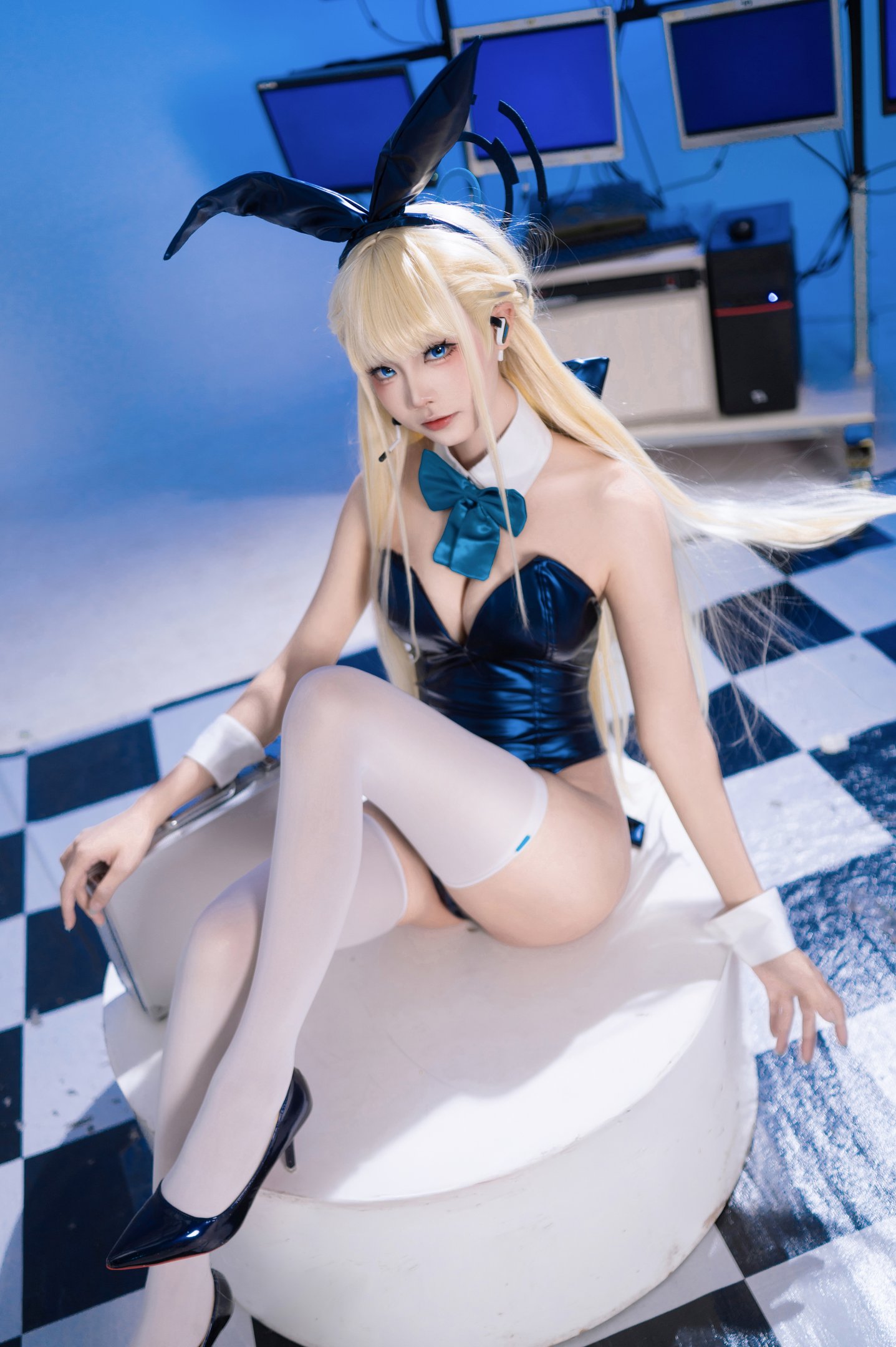 Aiwest - Hourly Bunny Girl 34P