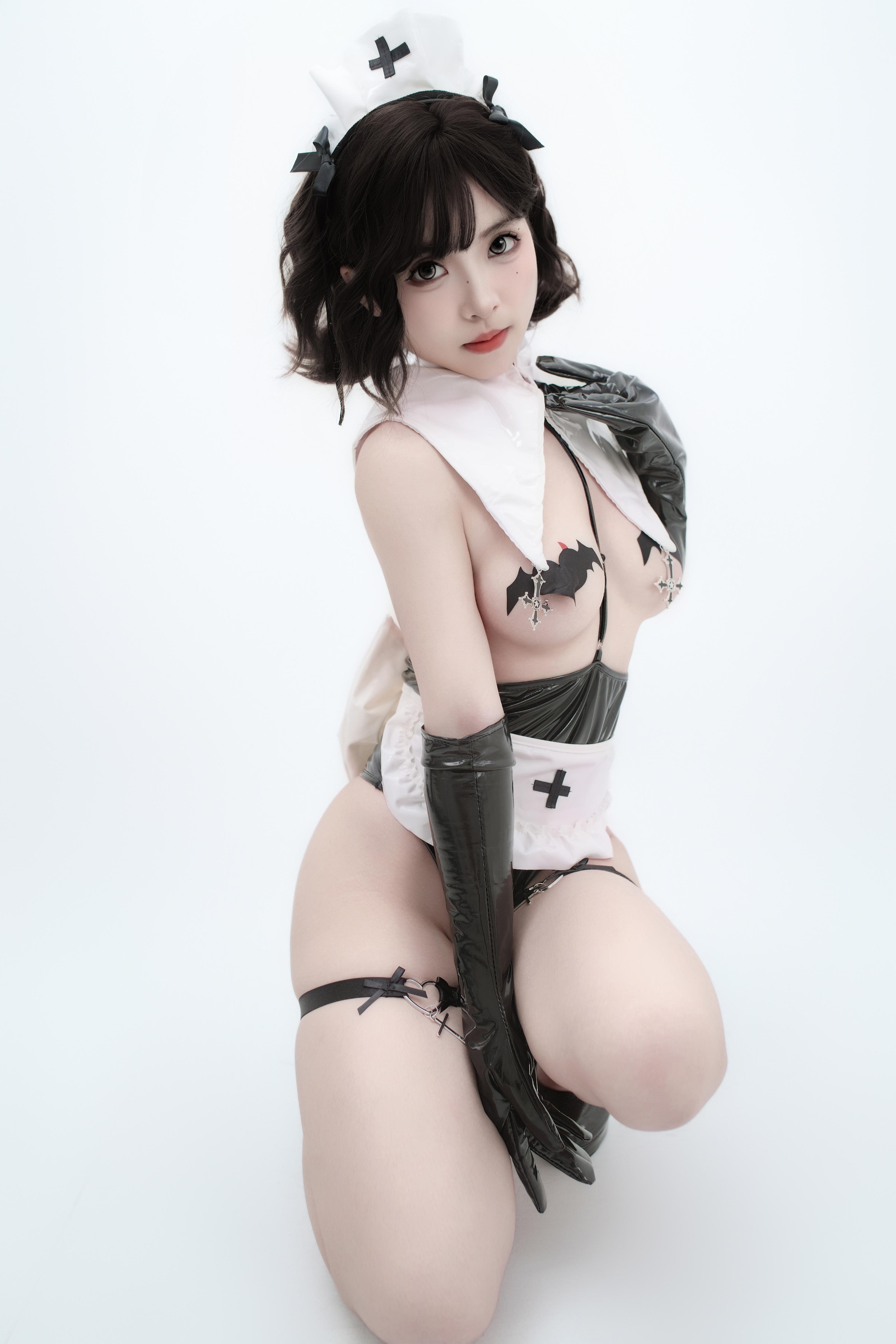Bangni Bonnie Cosplay Tu Nữ 86P