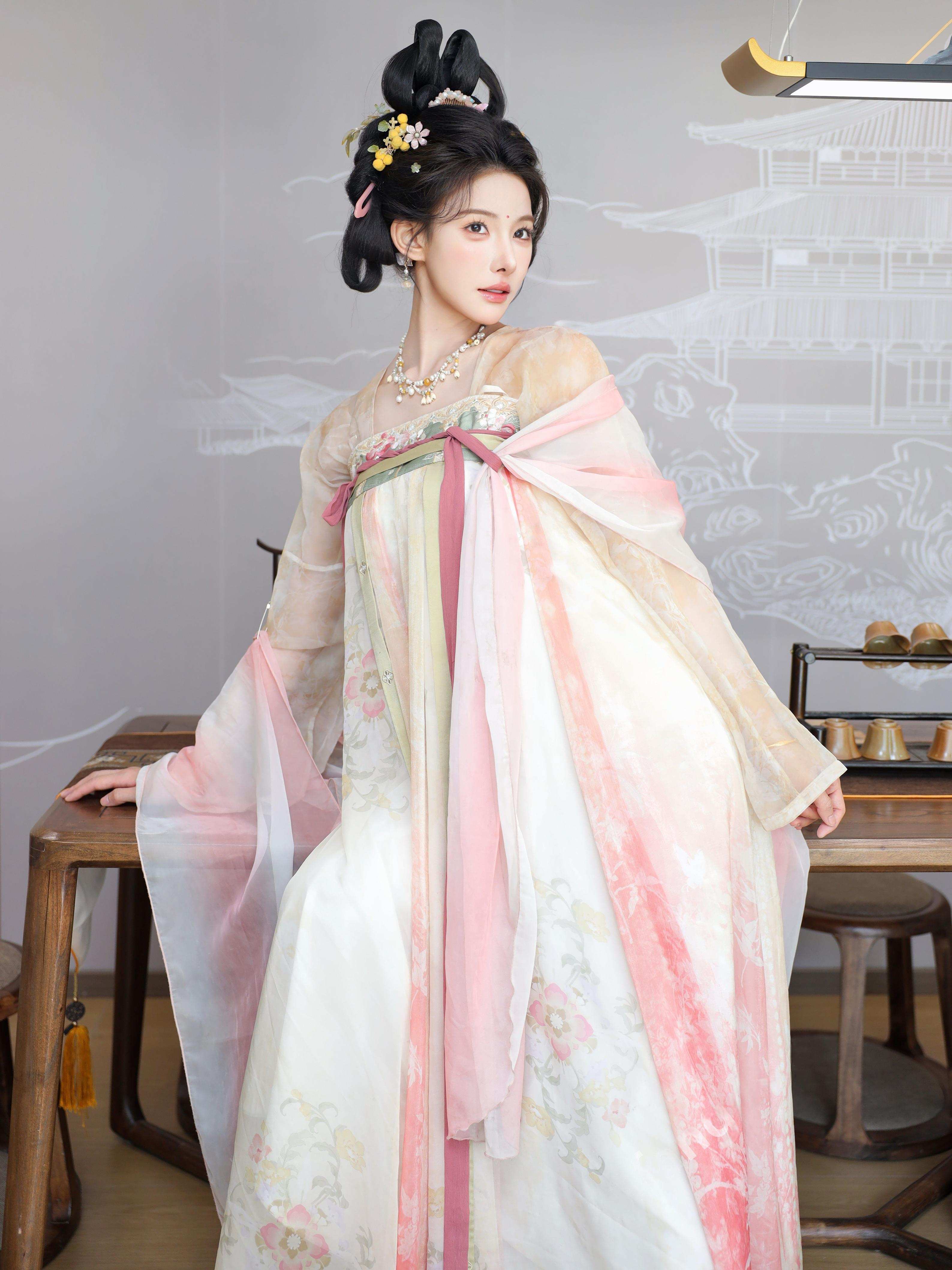 이소아 - 꿈속의 당나라 112P