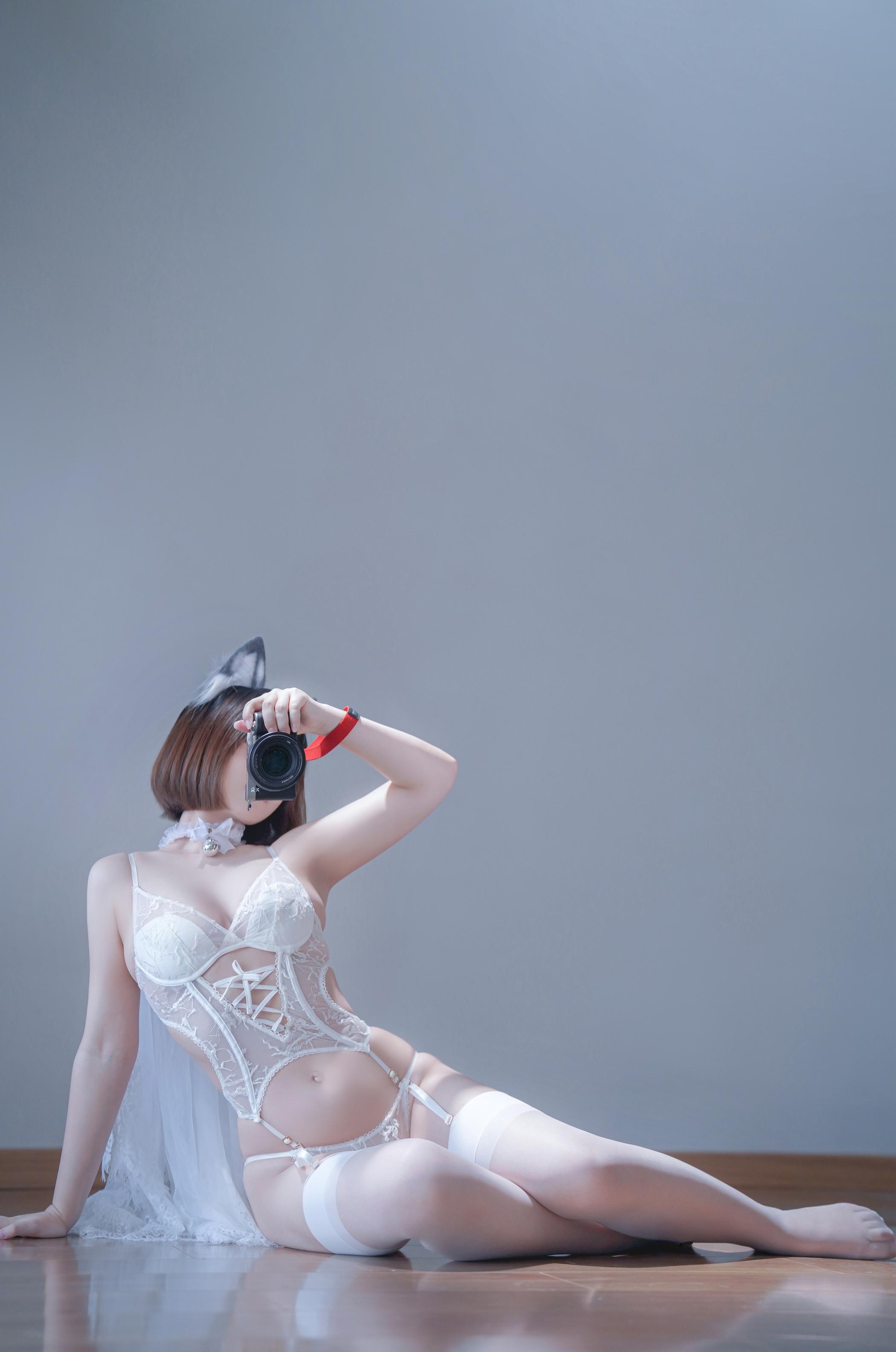 半半子 纯白花嫁 丝袜写真
