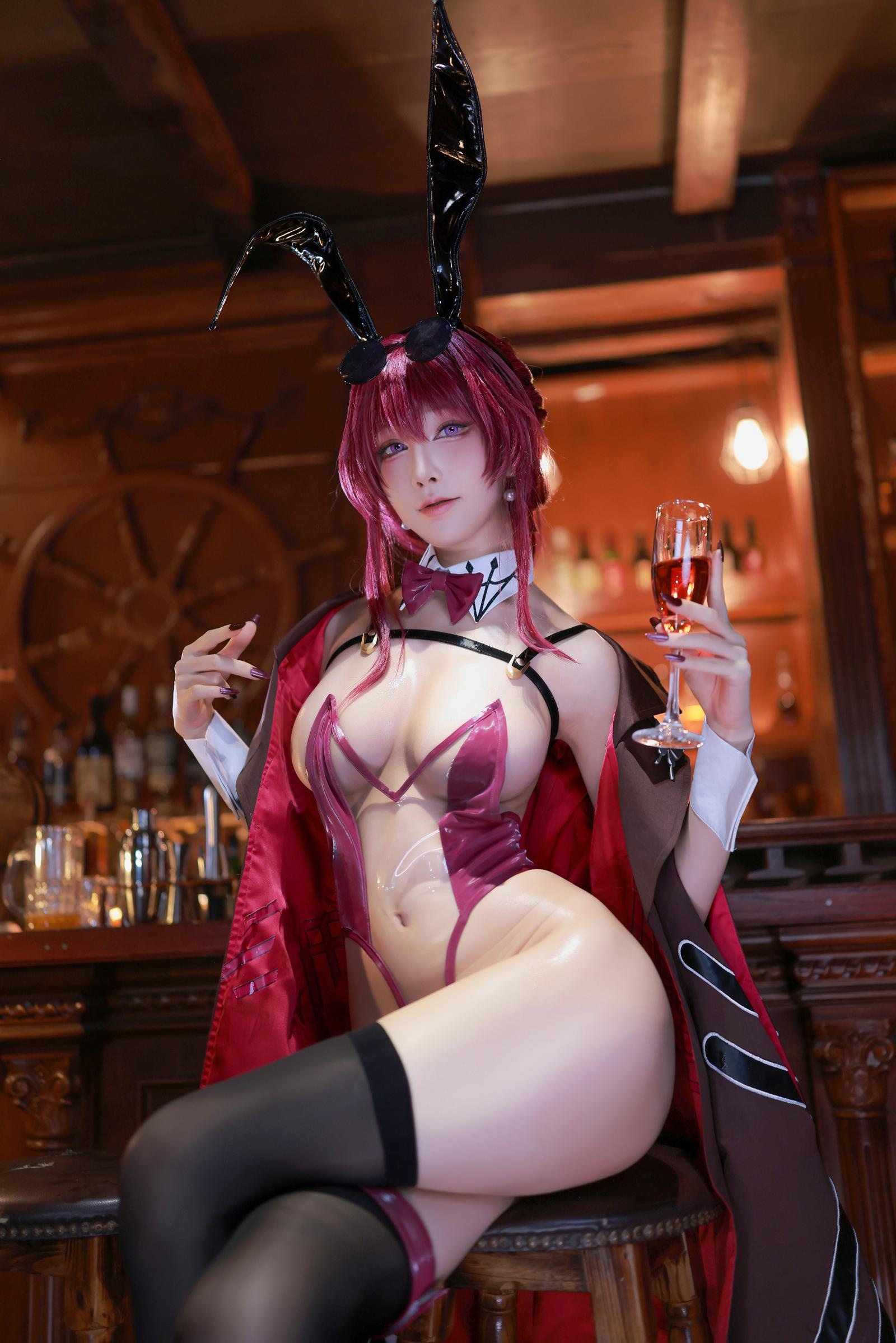 Mizumiao Aqua『崩壊：スターレイル Kafka』コスプレ写真セット