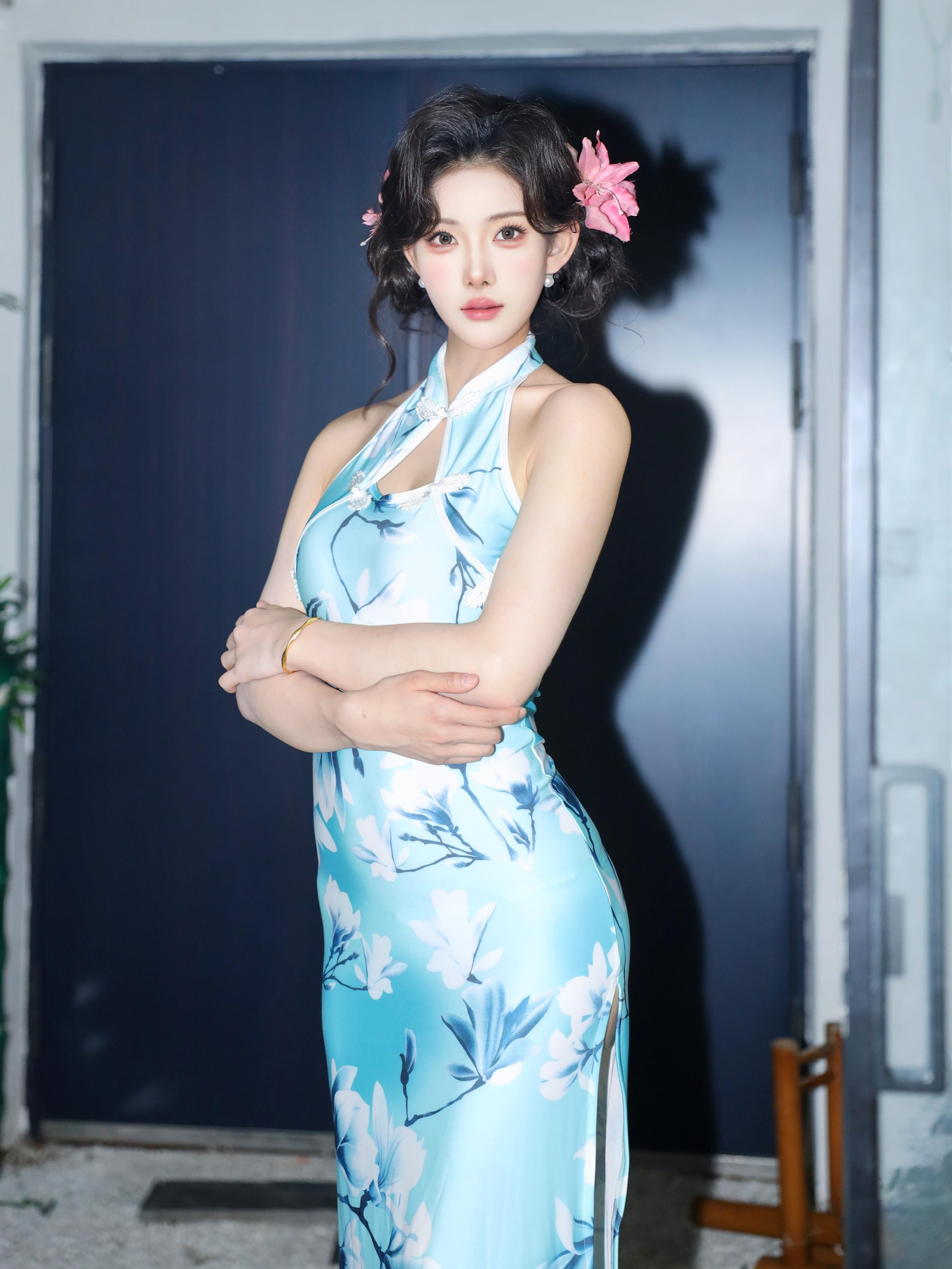 Pear Frost - Sexy Cheongsam Silk Stockings 118P
