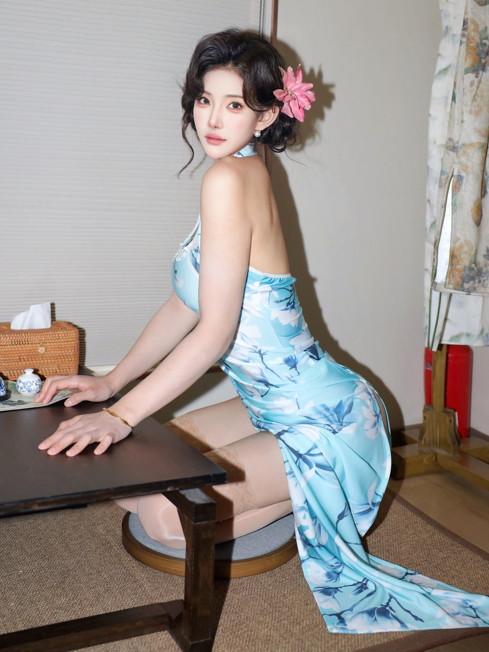 Pear Frost - Sexy Cheongsam Silk Stockings 118P