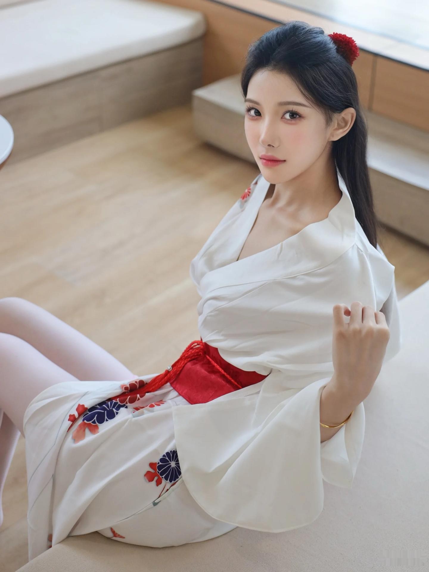 梨霜兒 - 潘金蓮 116P