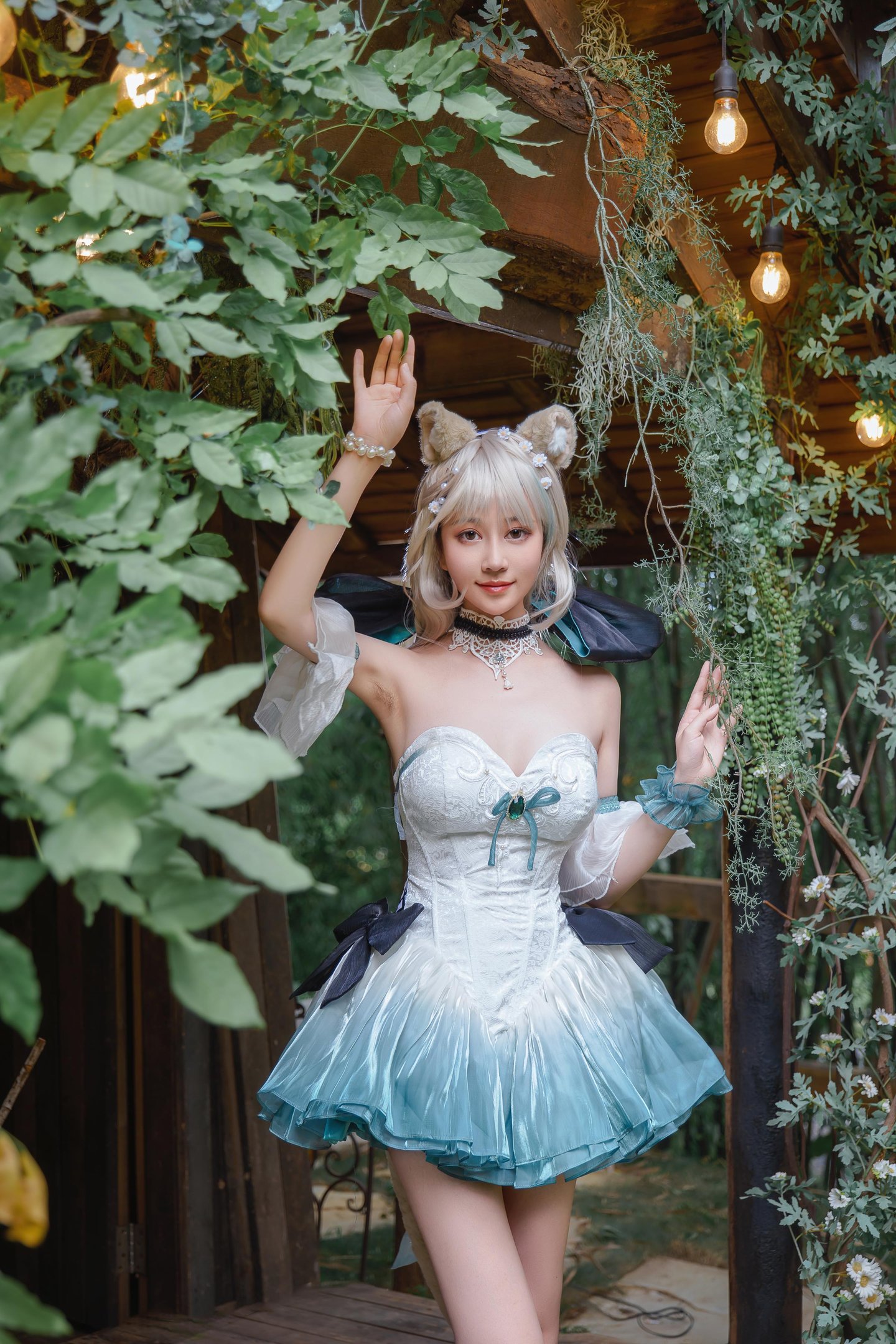 Niannian Nnian リネット 屋外ミニスカコスプレ写真