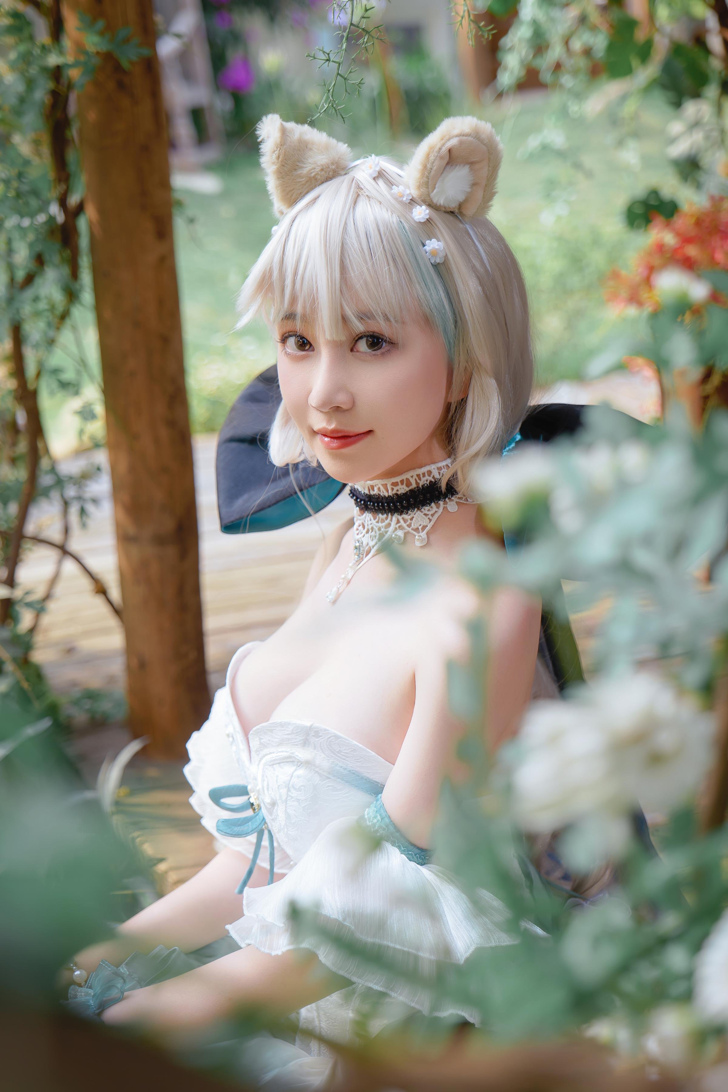 Niannian Nnian リネット 屋外ミニスカコスプレ写真