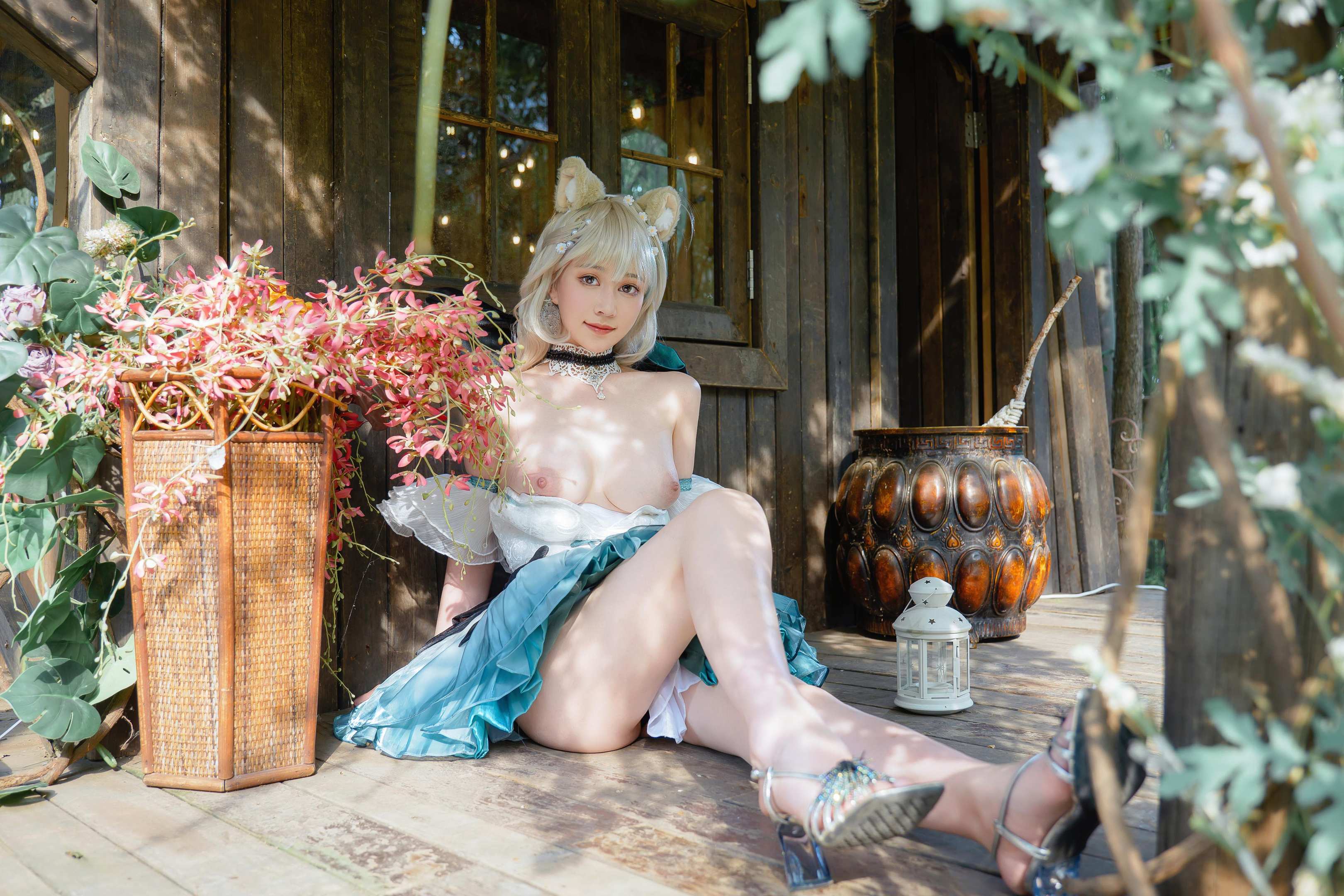 Niannian Nnian リネット 屋外ミニスカコスプレ写真