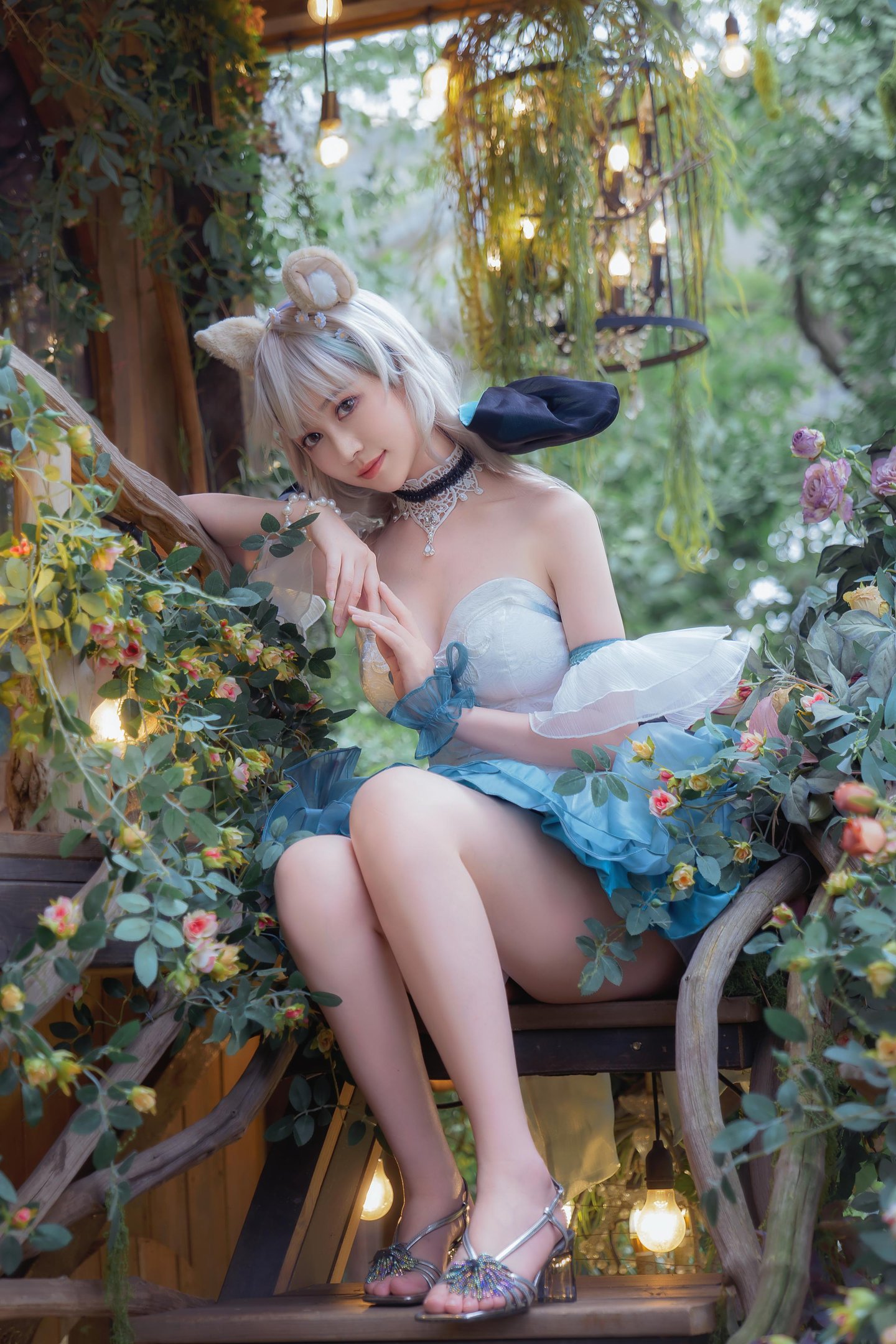 Niannian Nnian リネット 屋外ミニスカコスプレ写真