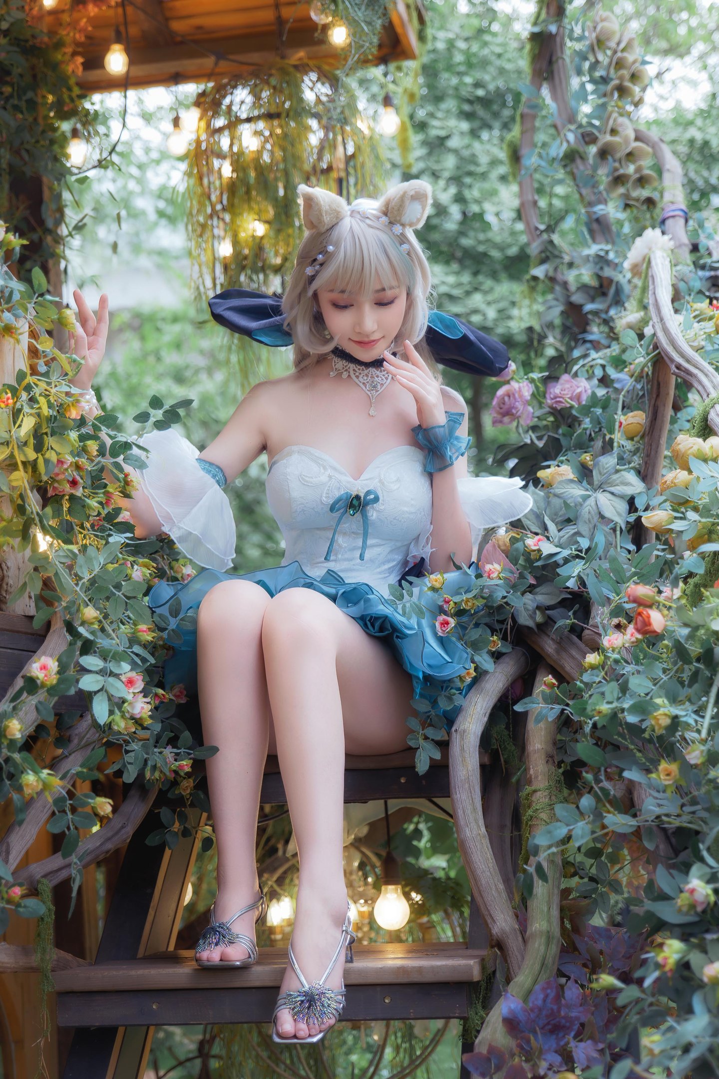 Niannian Nnian リネット 屋外ミニスカコスプレ写真