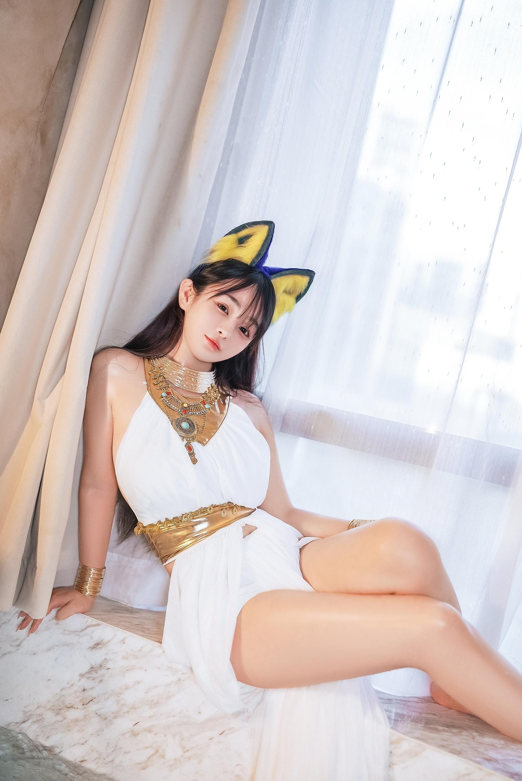 Sakurazaki Nene - White Catgirl 132P