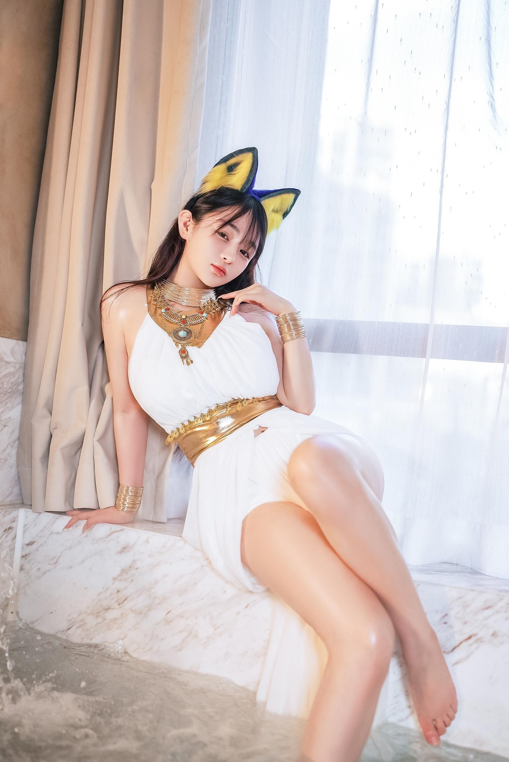 Sakurazaki Nene - White Catgirl 132P
