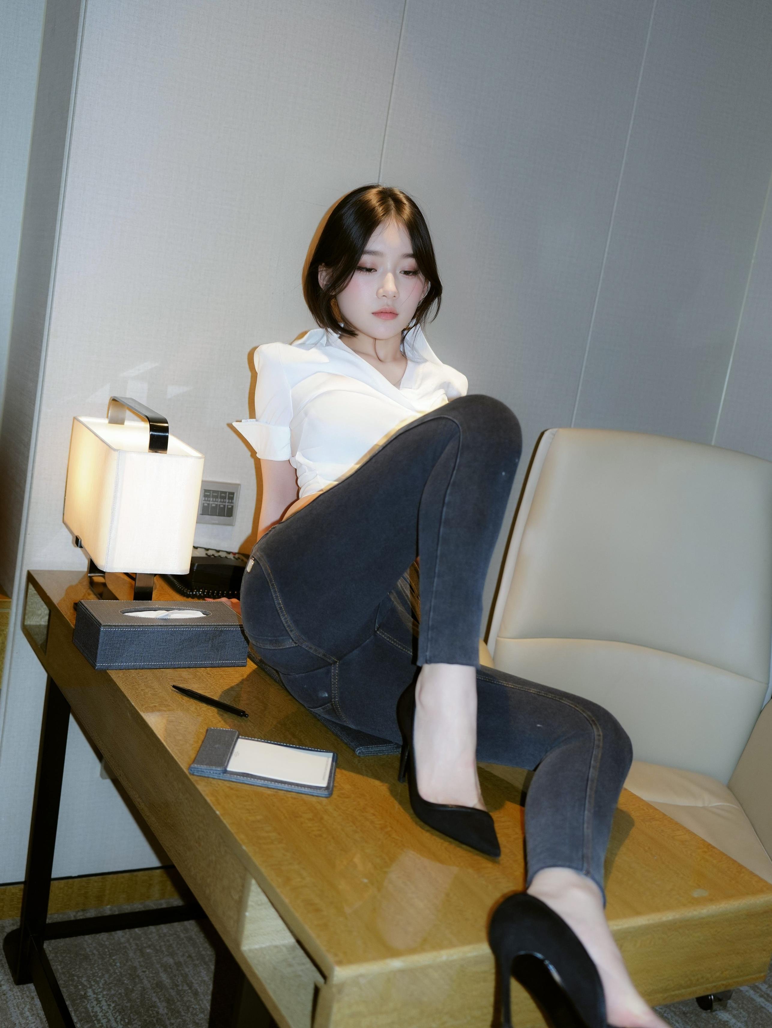 汁汁 - インターンシップの女性秘書 87P