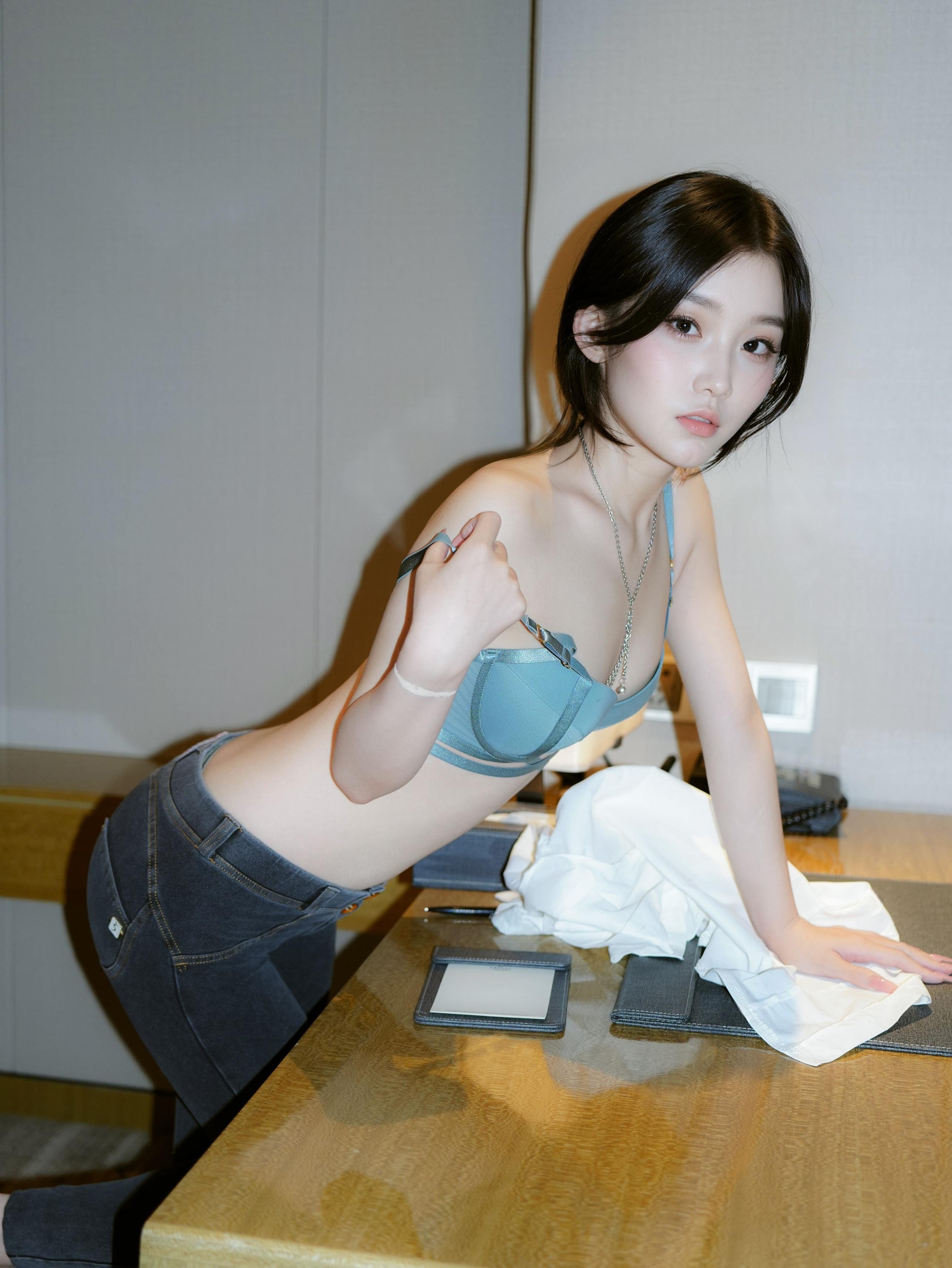 汁汁 - 인턴 여비서 87P